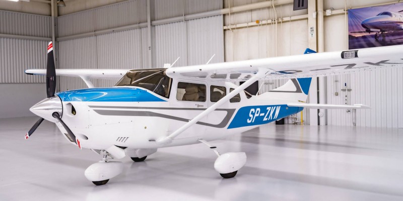 Cessna T206H HD SP-ZKW