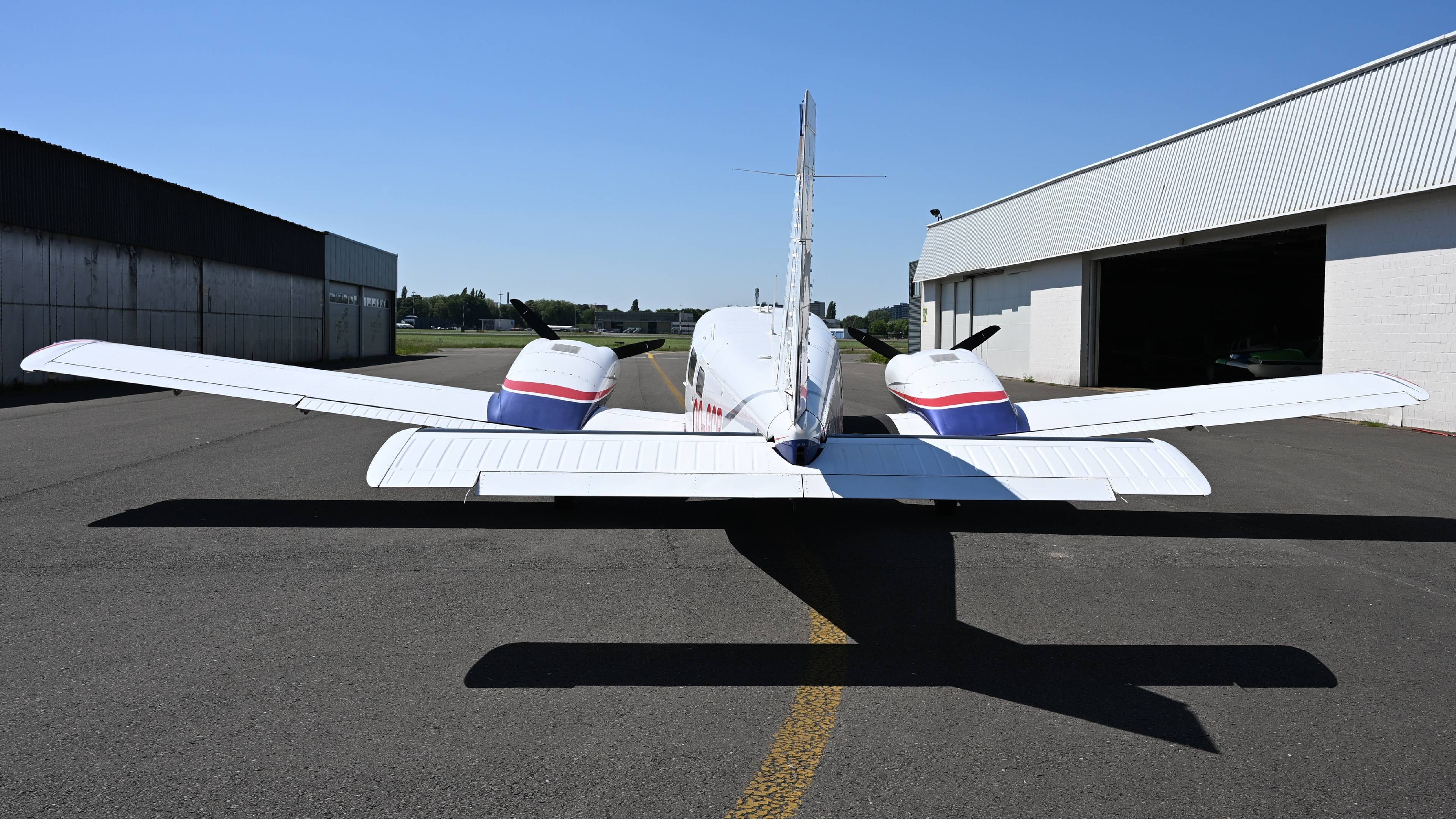 2008 Piper PA34 220T Seneca V, photo 10
