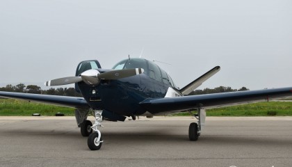 Beechcraft A35 Bonanza CS-DGL