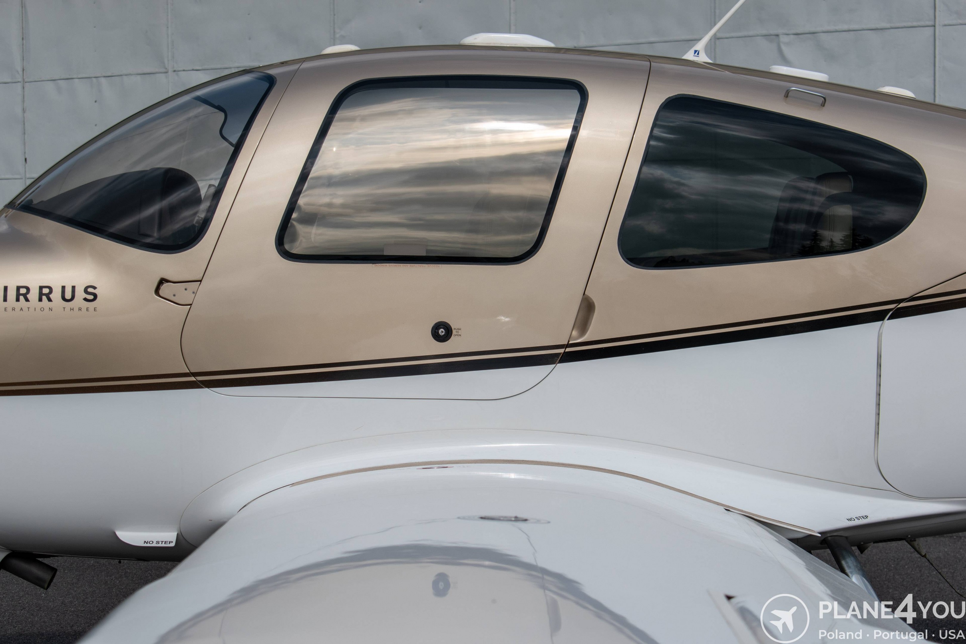 2008 Cirrus SR22 G3 GTS X, photo 7