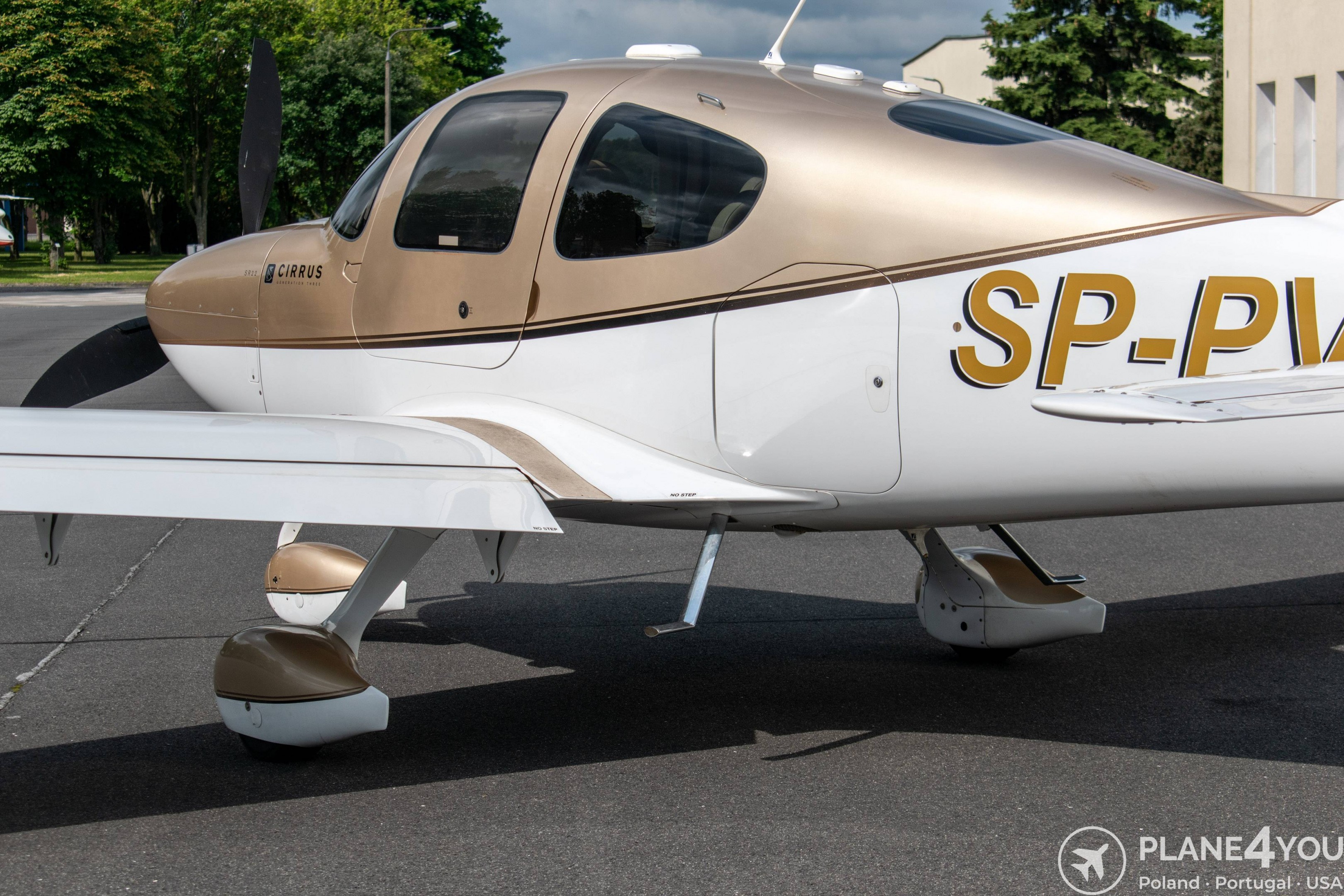 2008 Cirrus SR22 G3 GTS X, photo 10