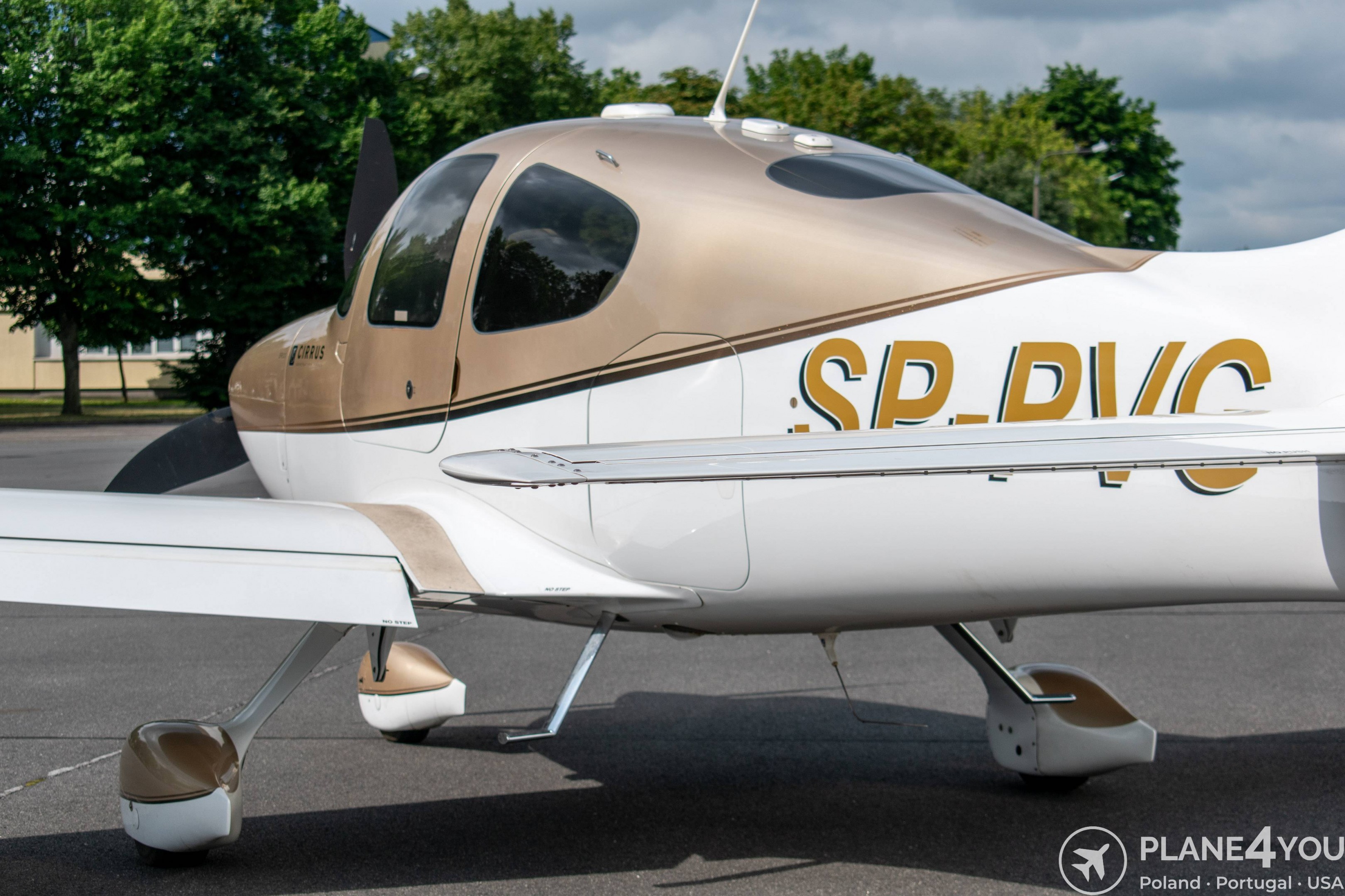 2008 Cirrus SR22 G3 GTS X, photo 12