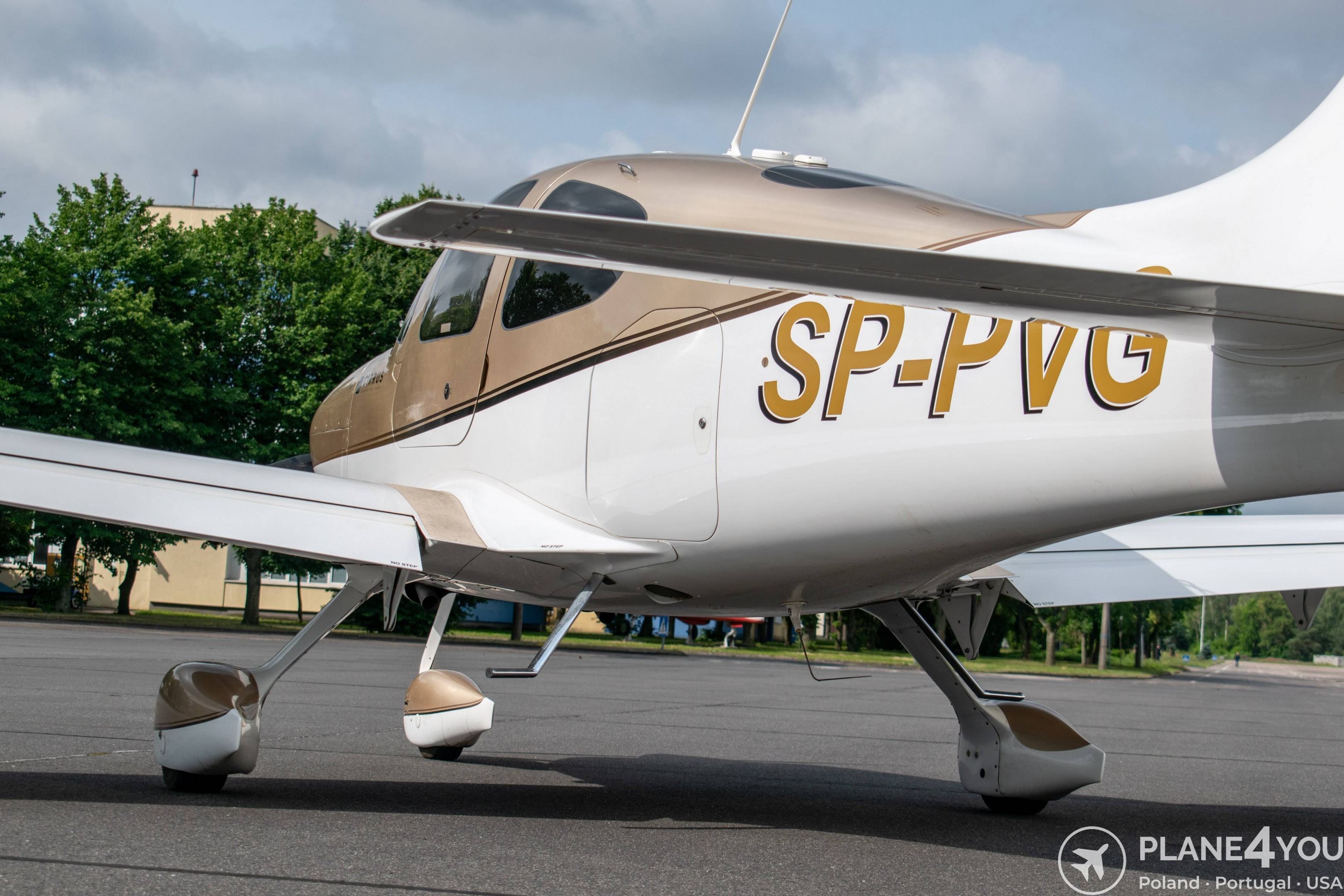 2008 Cirrus SR22 G3 GTS X, photo 13