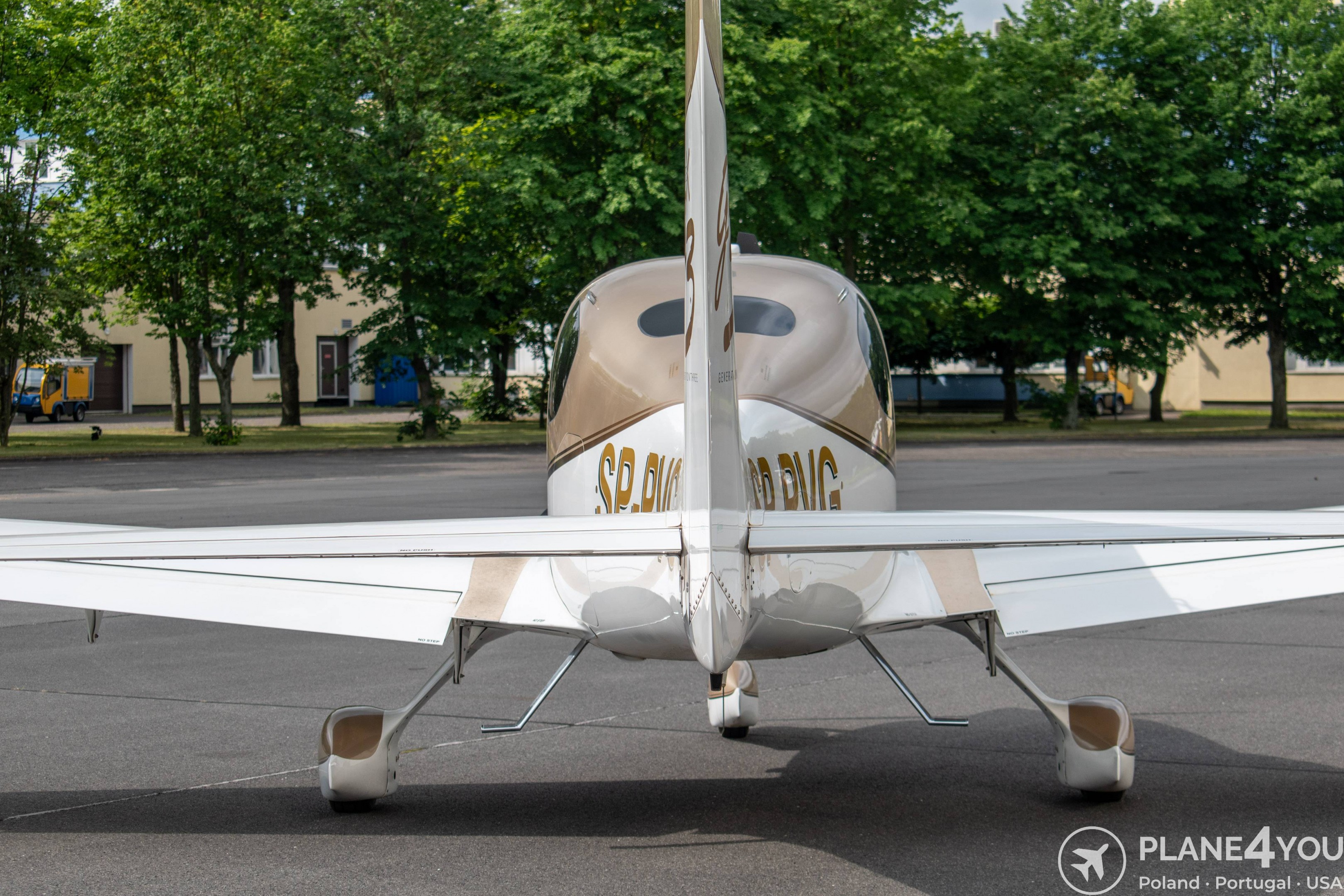 2008 Cirrus SR22 G3 GTS X, photo 16