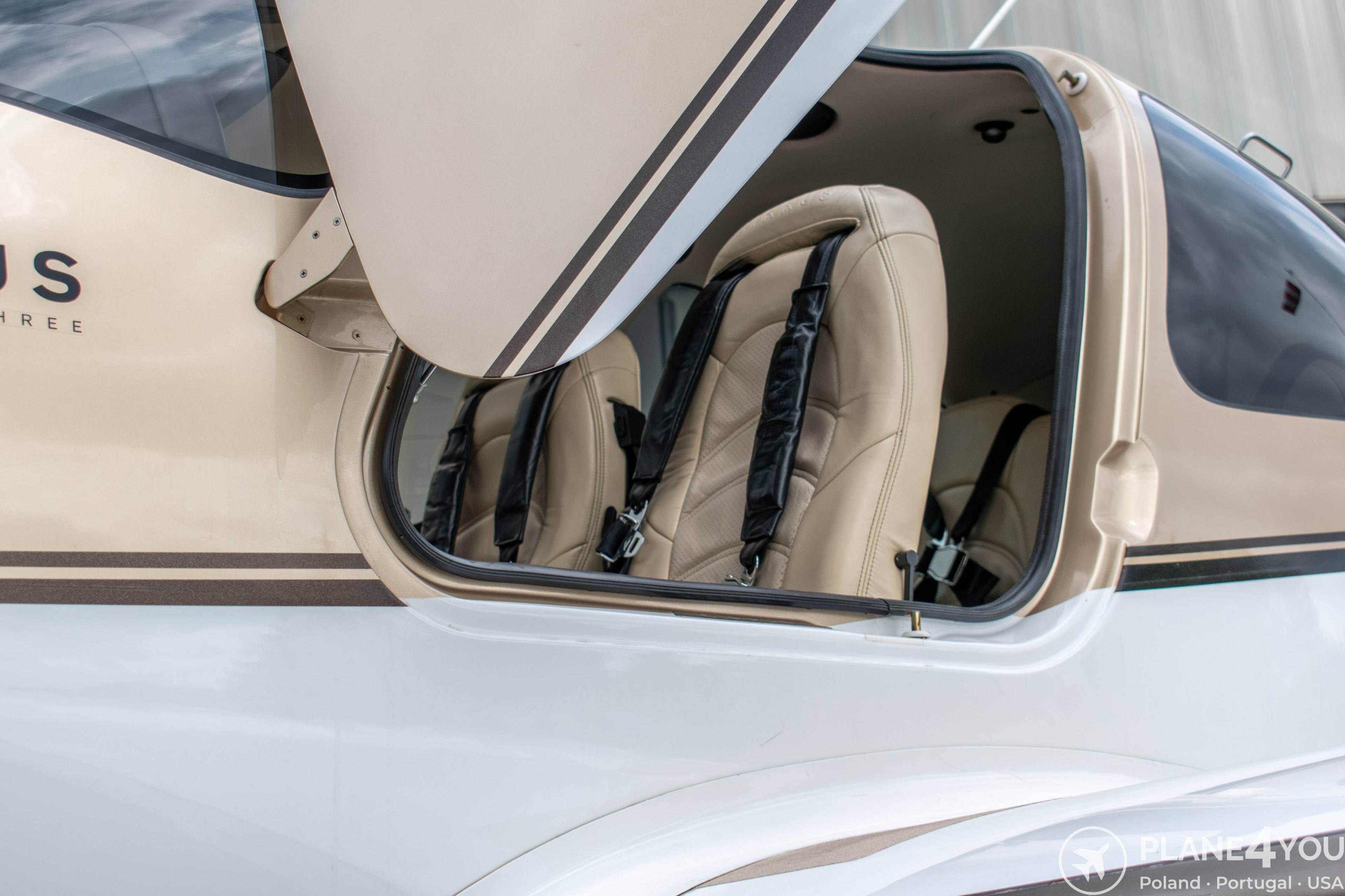 2008 Cirrus SR22 G3 GTS X, photo 37