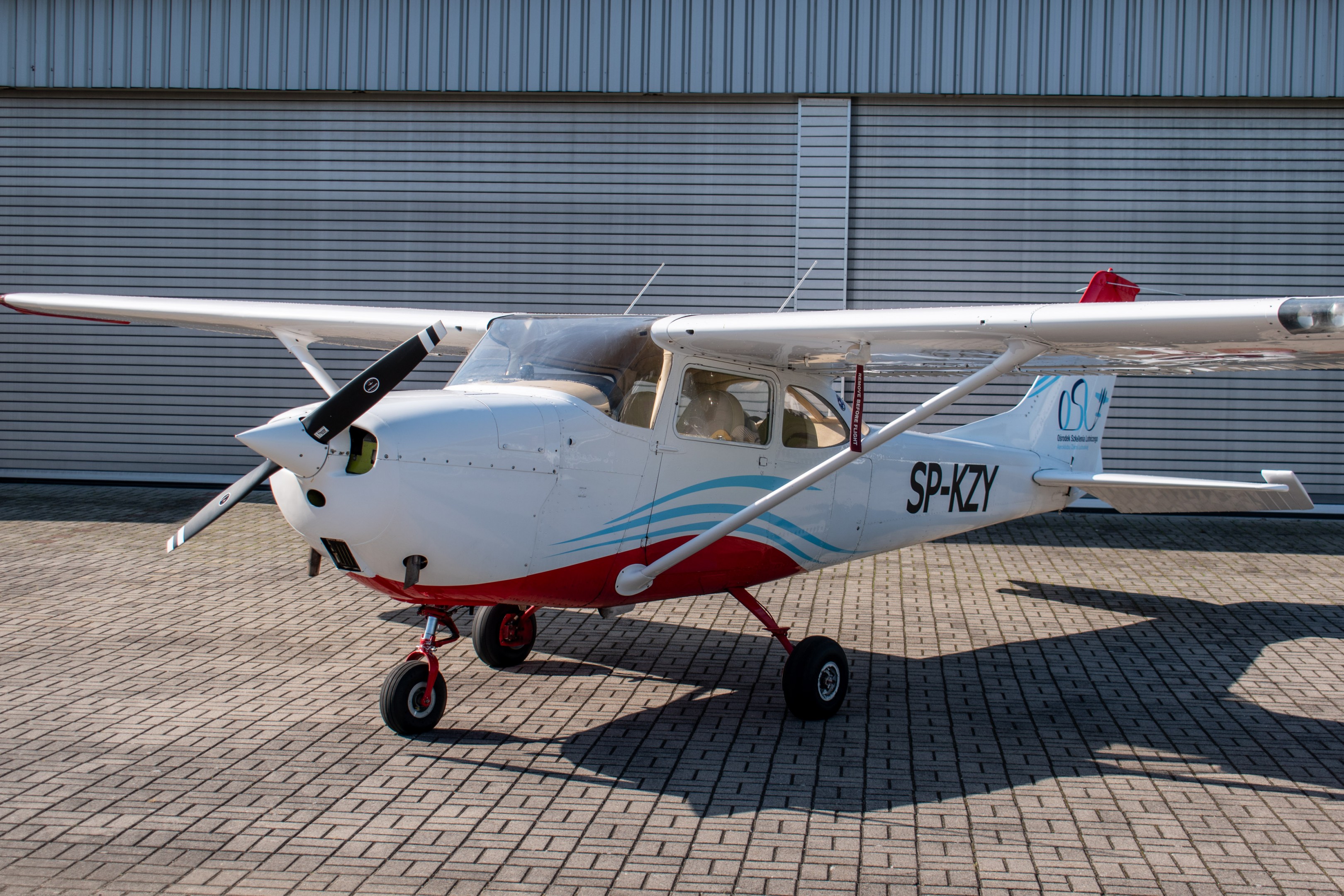 1967 Cessna F172H, photo 2