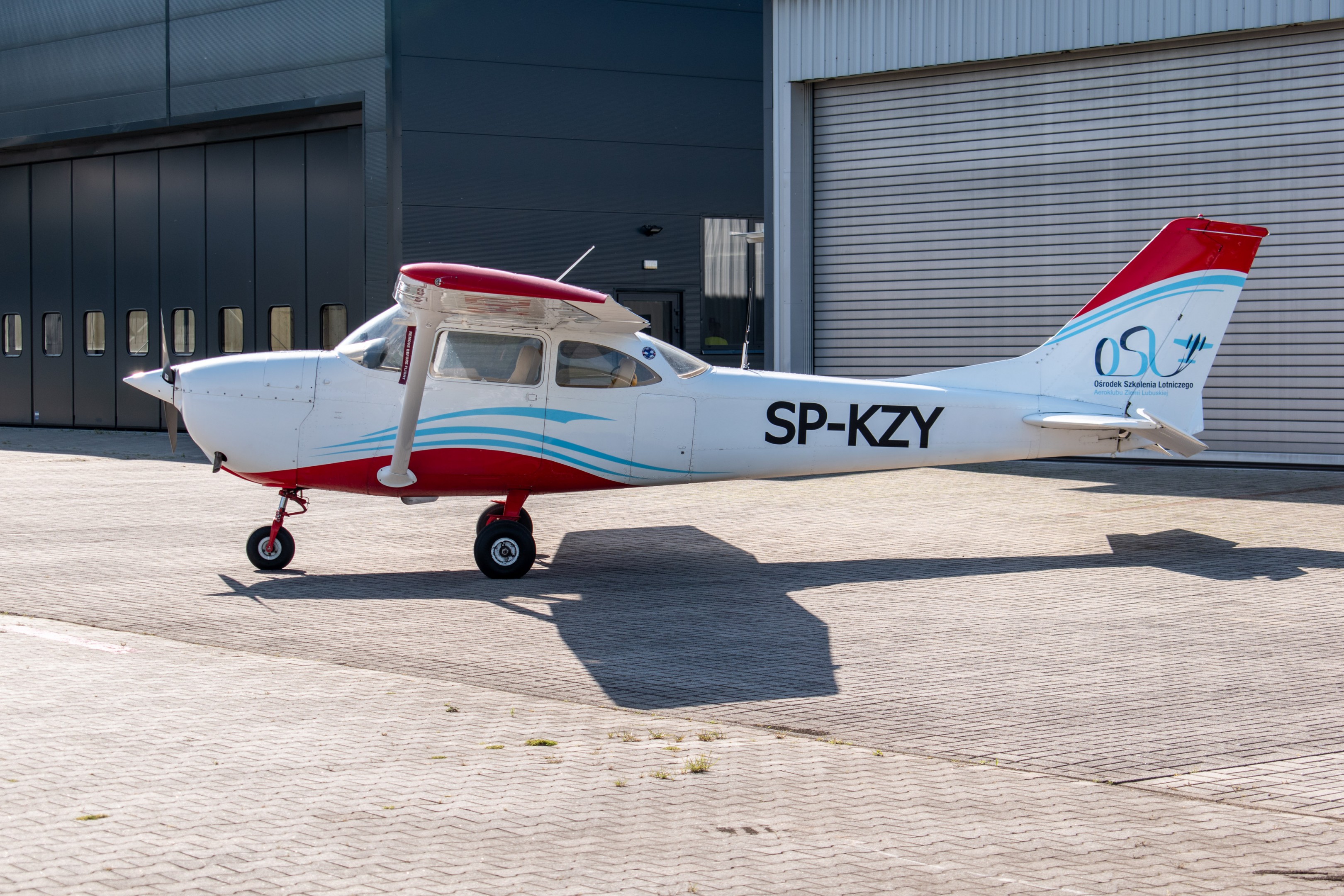 1967 Cessna F172H, photo 3