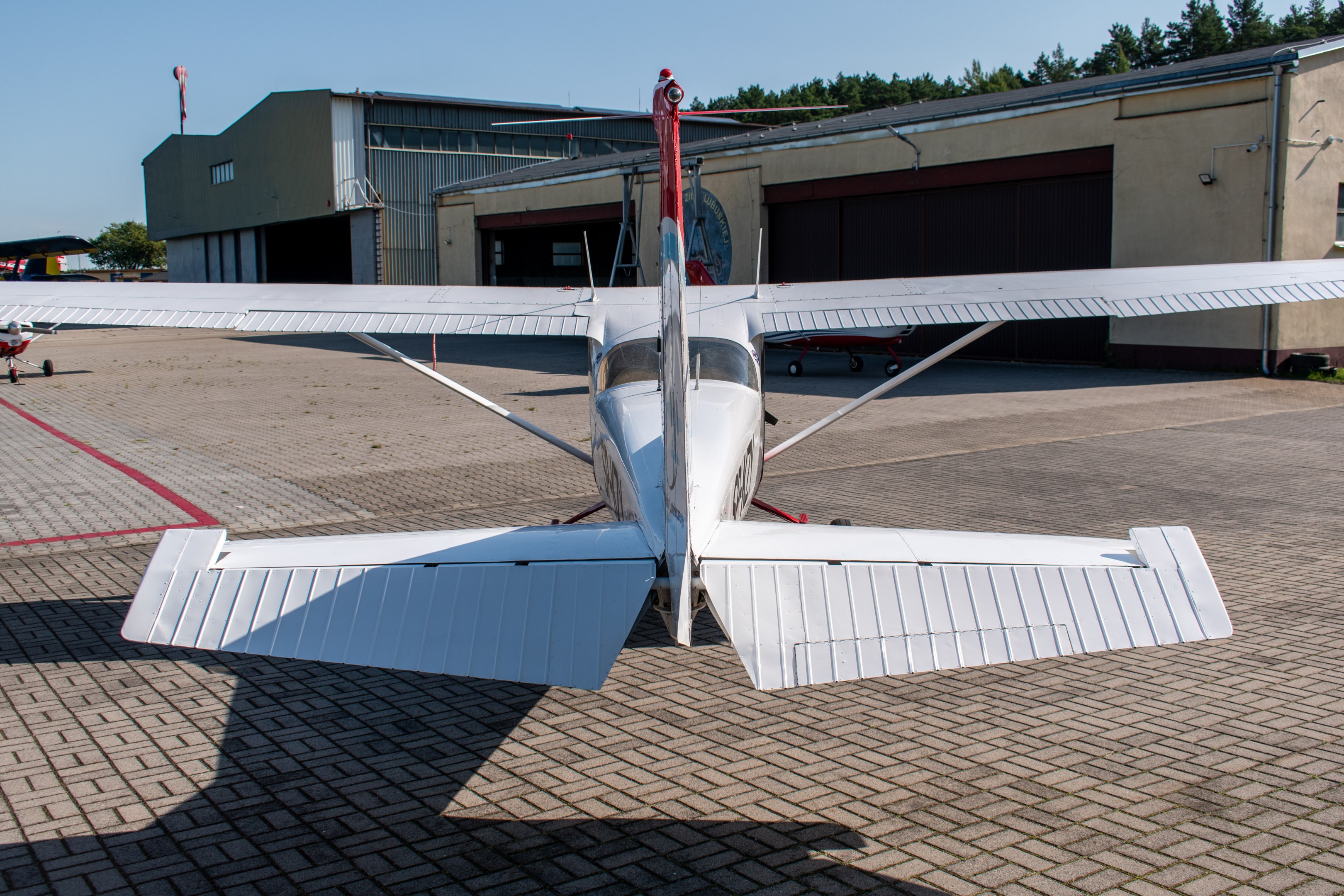 1967 Cessna F172H, photo 9