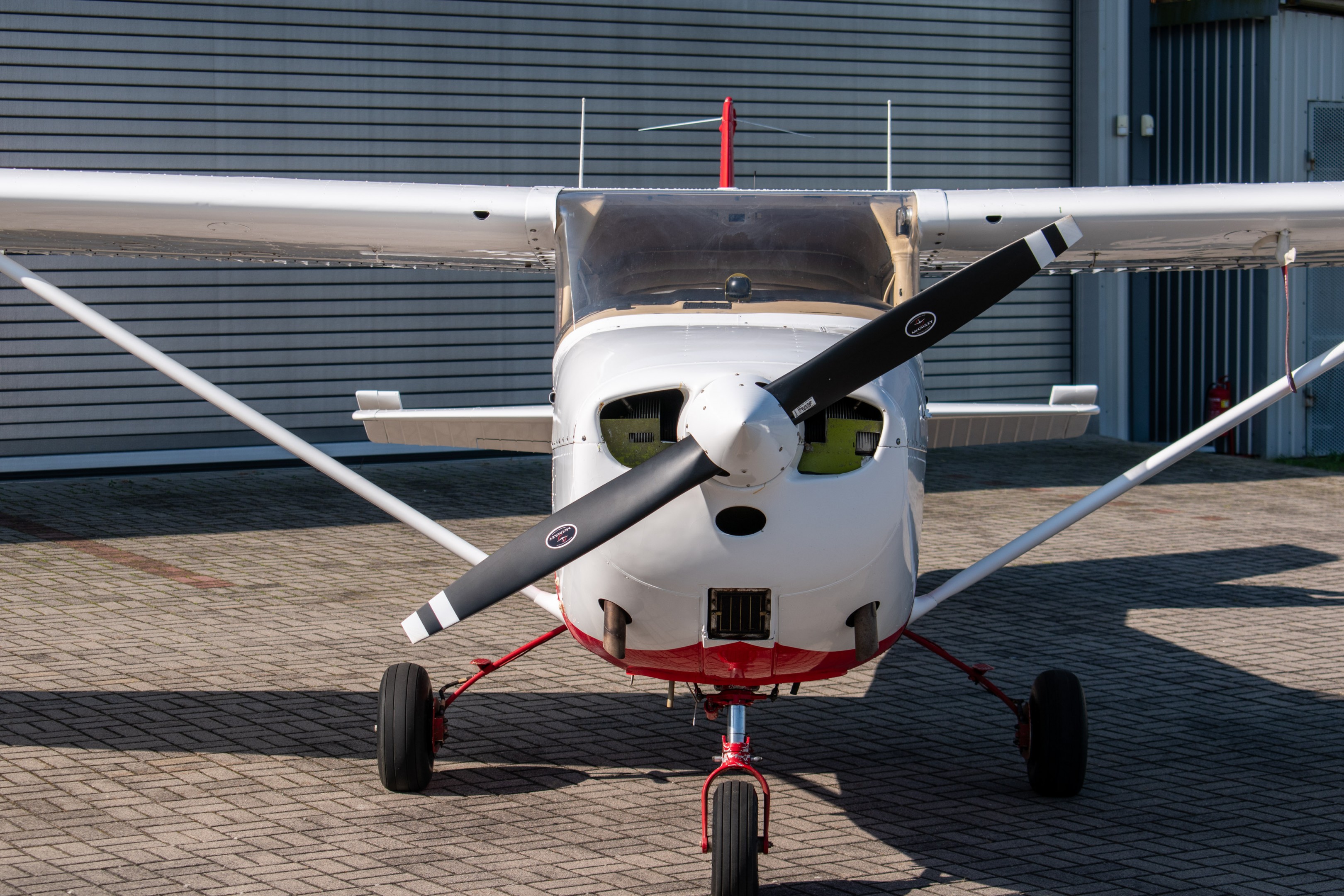 1967 Cessna F172H, photo 21