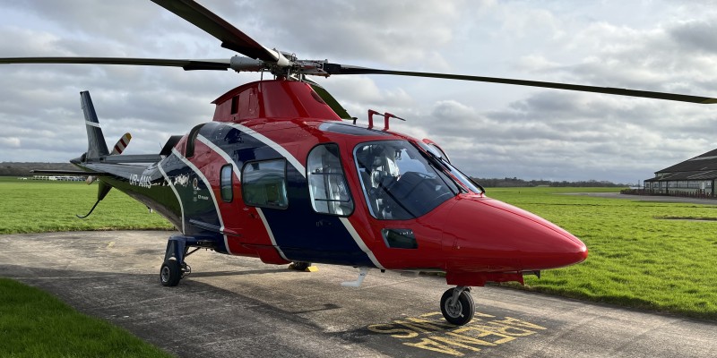 Agusta A109E UR-AMS