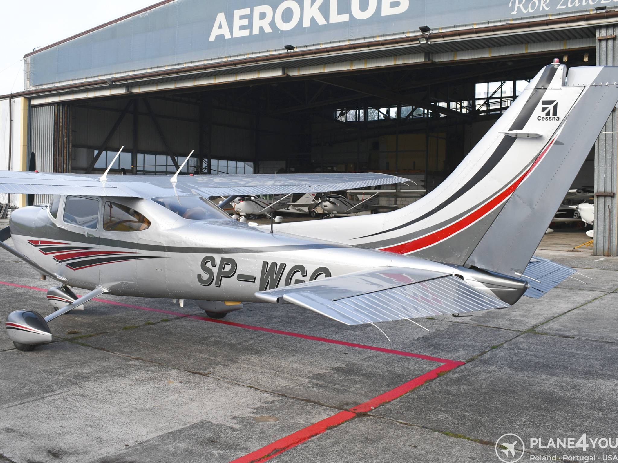 2005 Cessna 182T, photo 8
