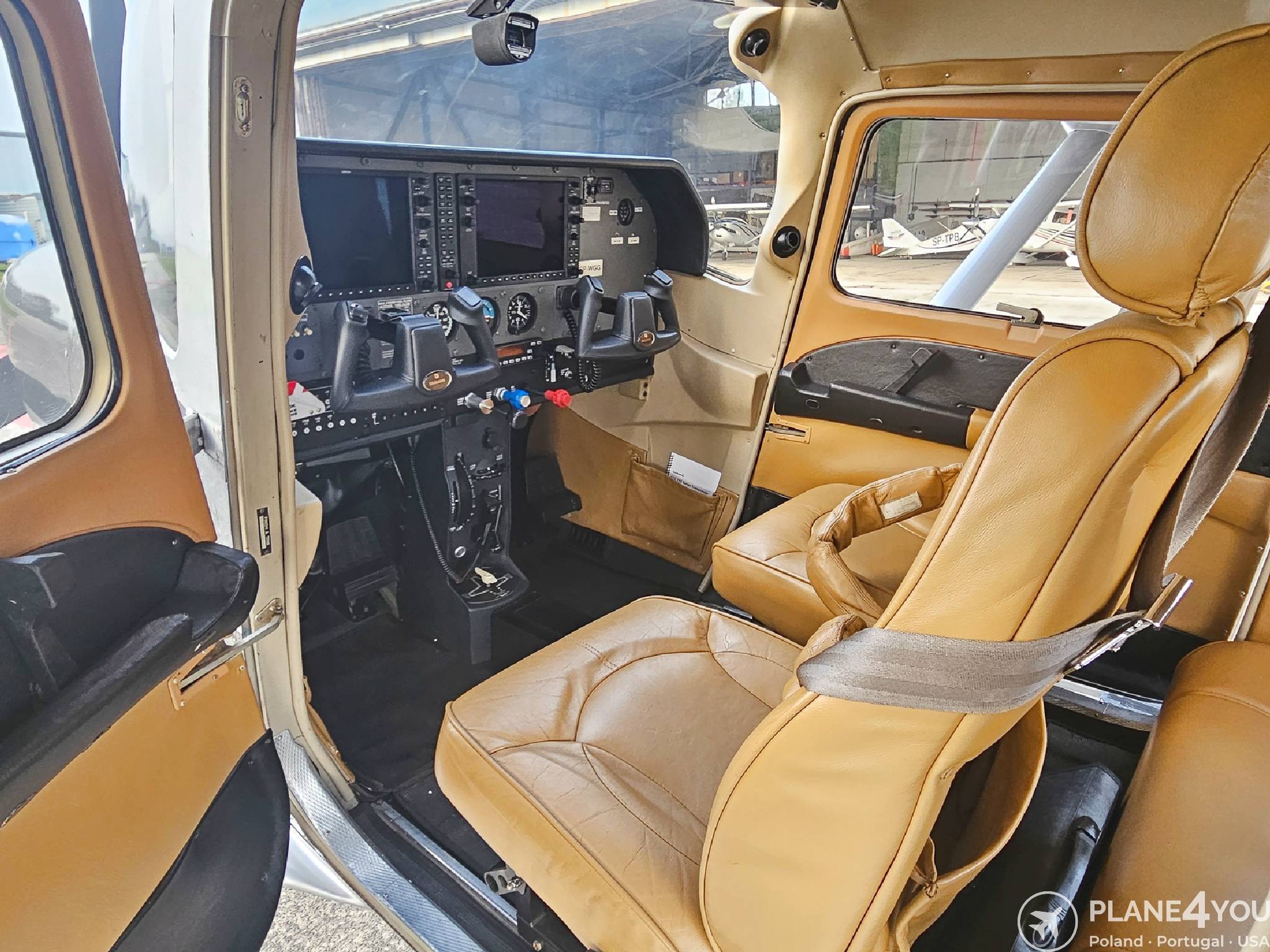 2005 Cessna 182T, photo 18