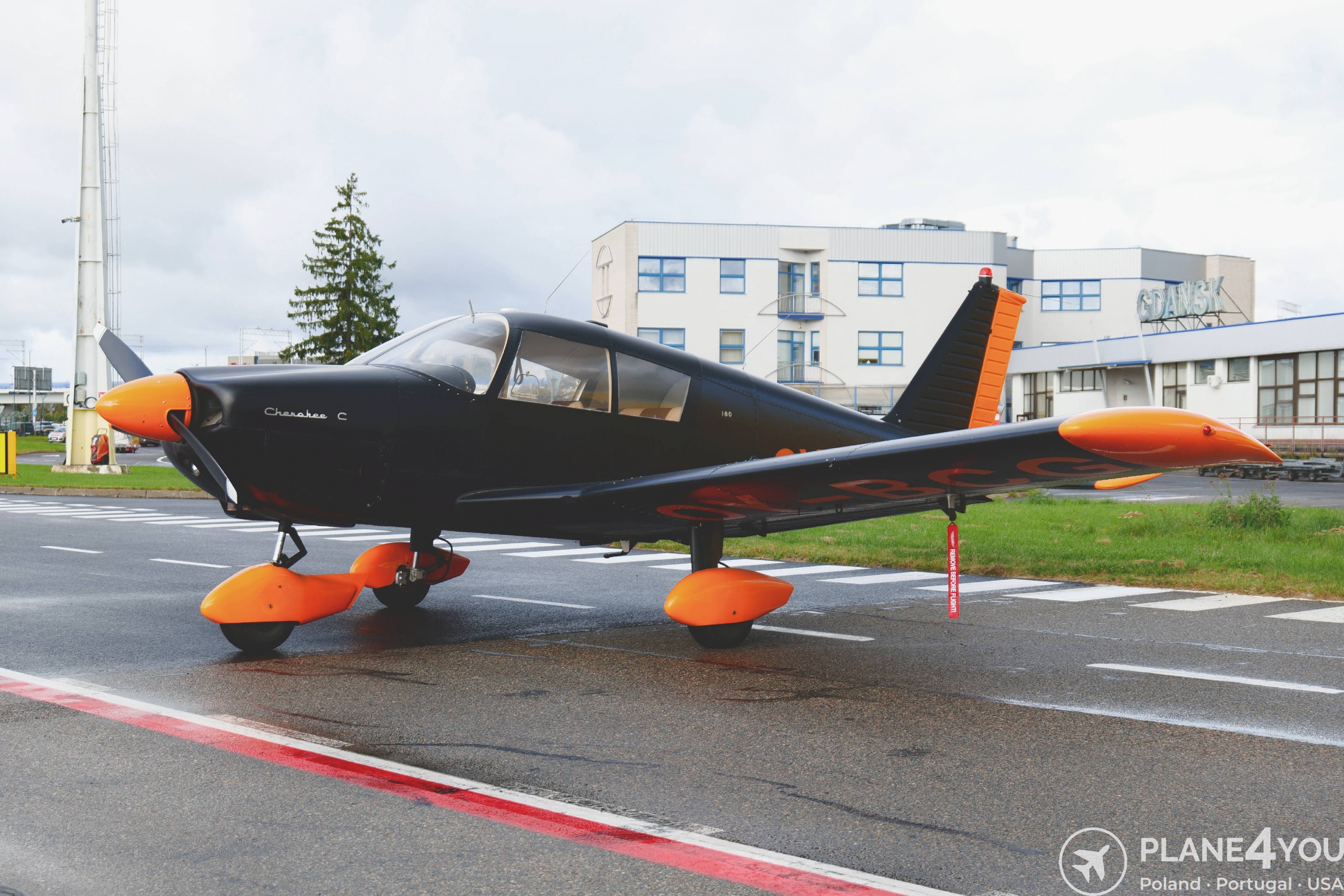 1967 Piper PA28-180, photo 2