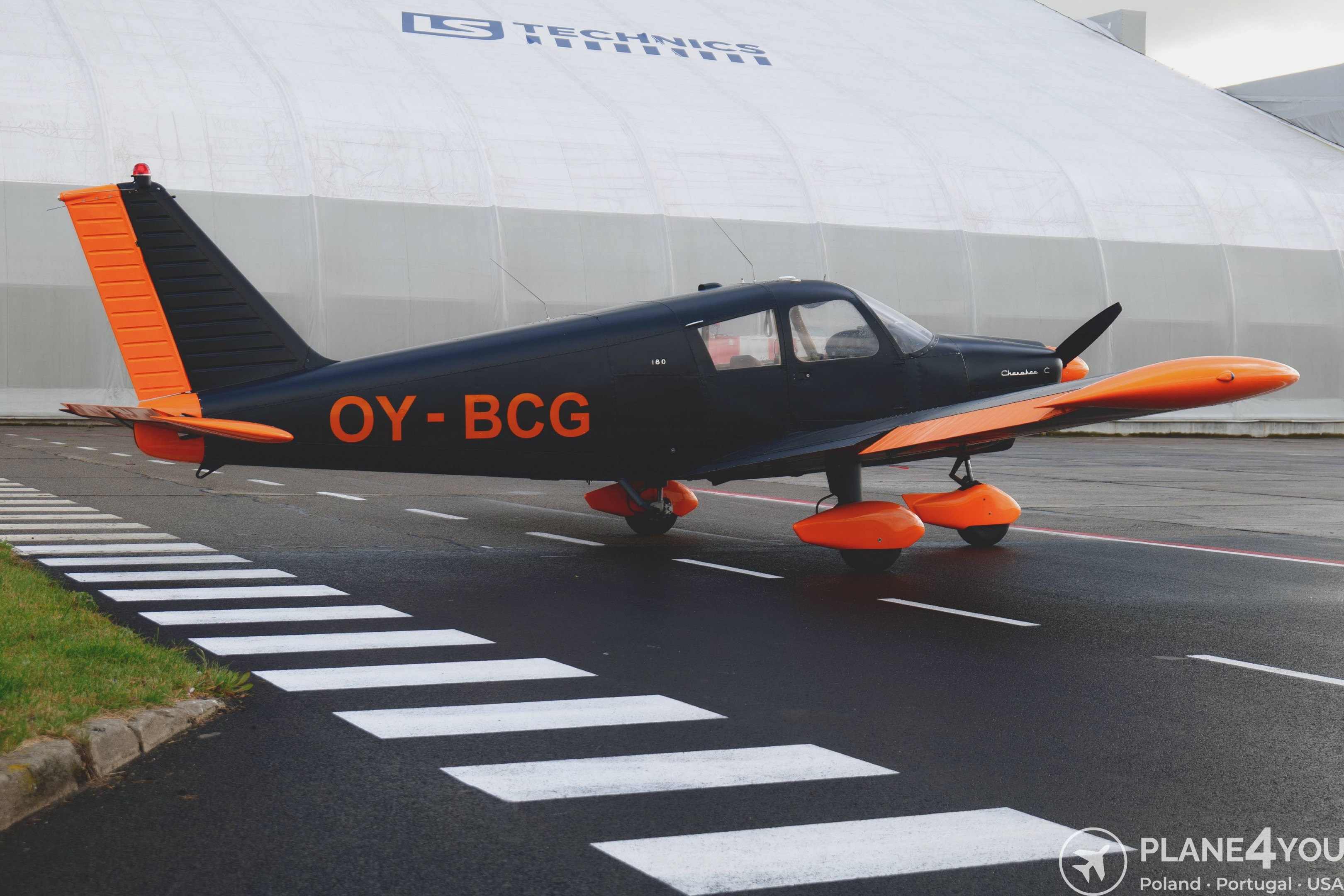 1967 Piper PA28-180, photo 10
