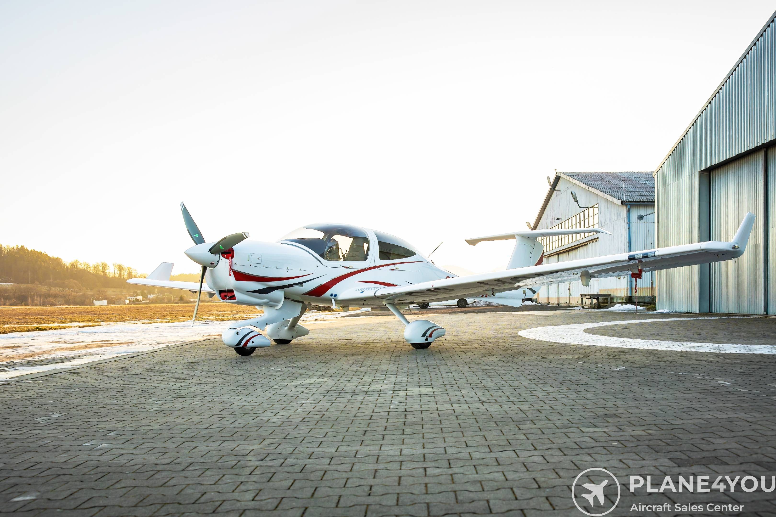2023 Diamond DA40NG, photo 2