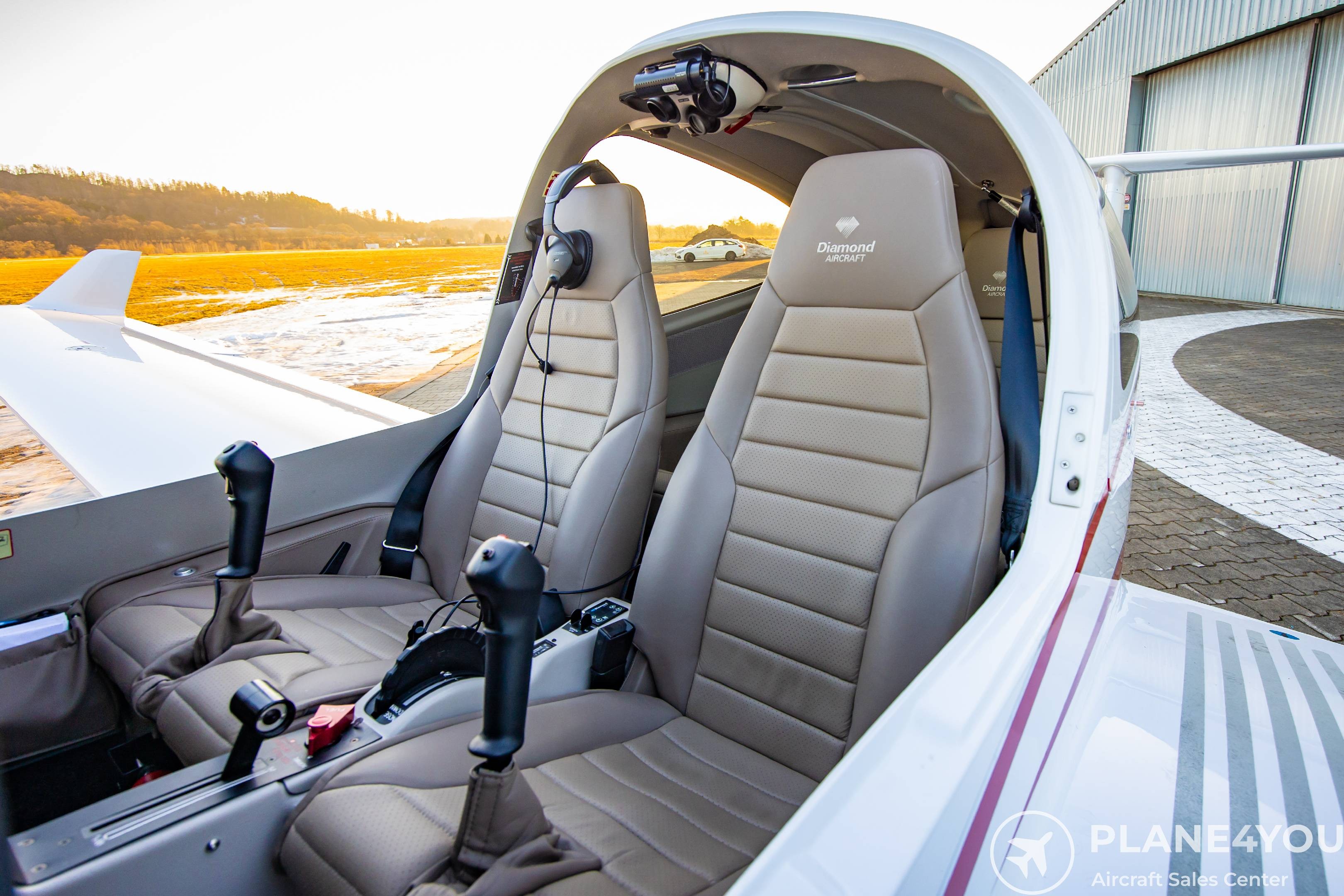 2023 Diamond DA40NG, photo 27