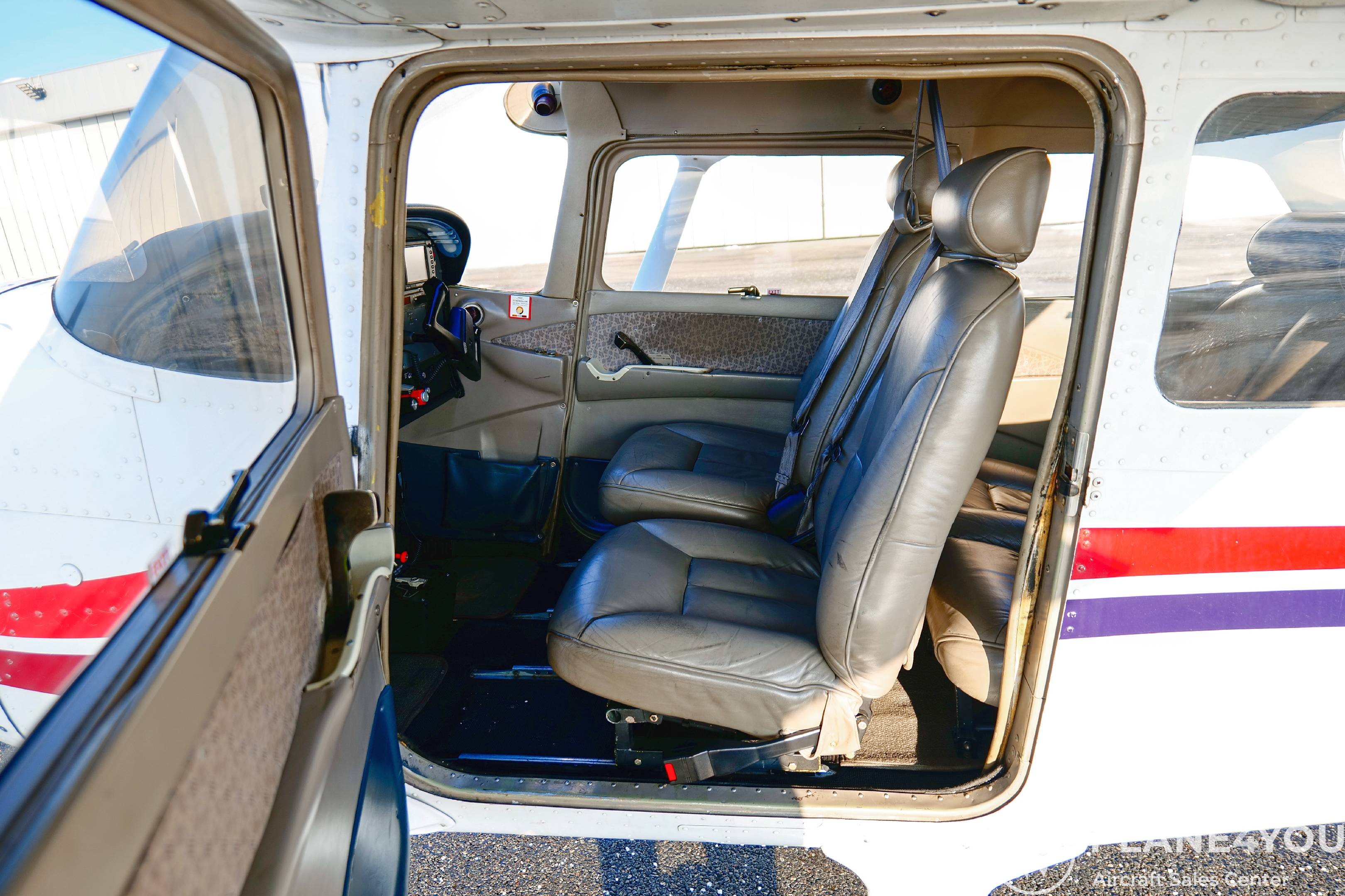 1999 Cessna 172S Skyhawk, photo 17