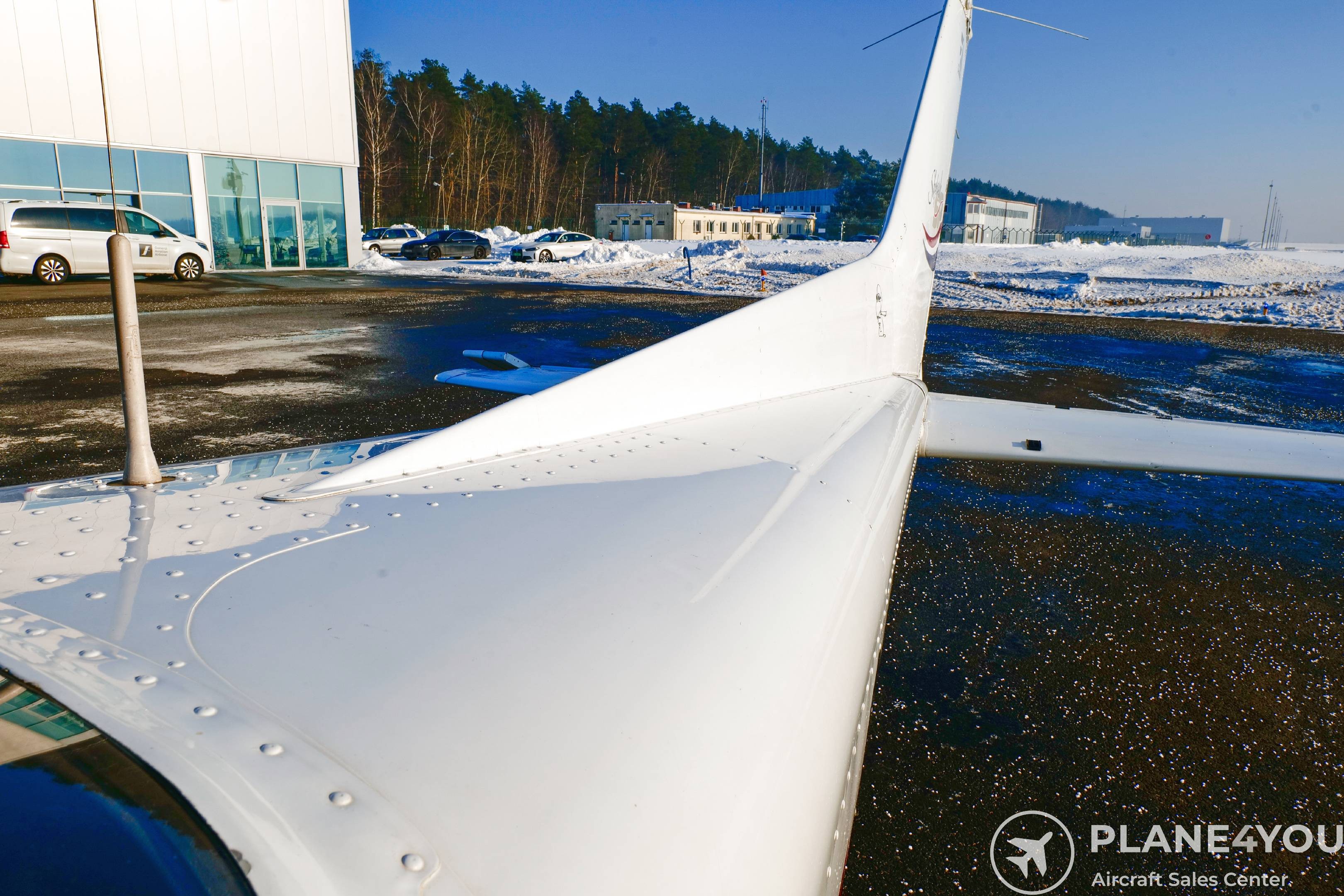 1999 Cessna 172S Skyhawk, photo 23
