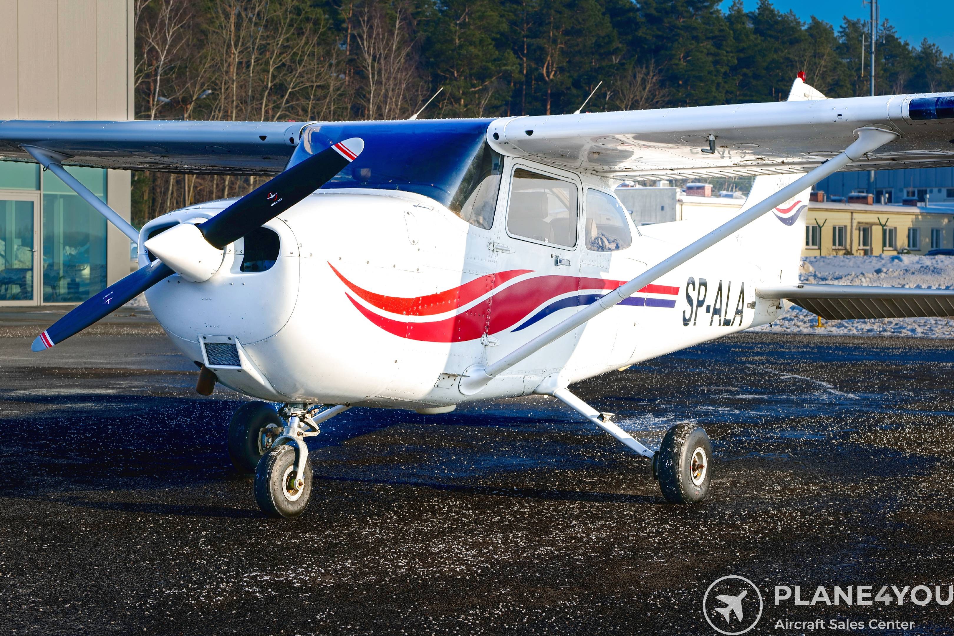 1999 Cessna 172S Skyhawk, photo 16