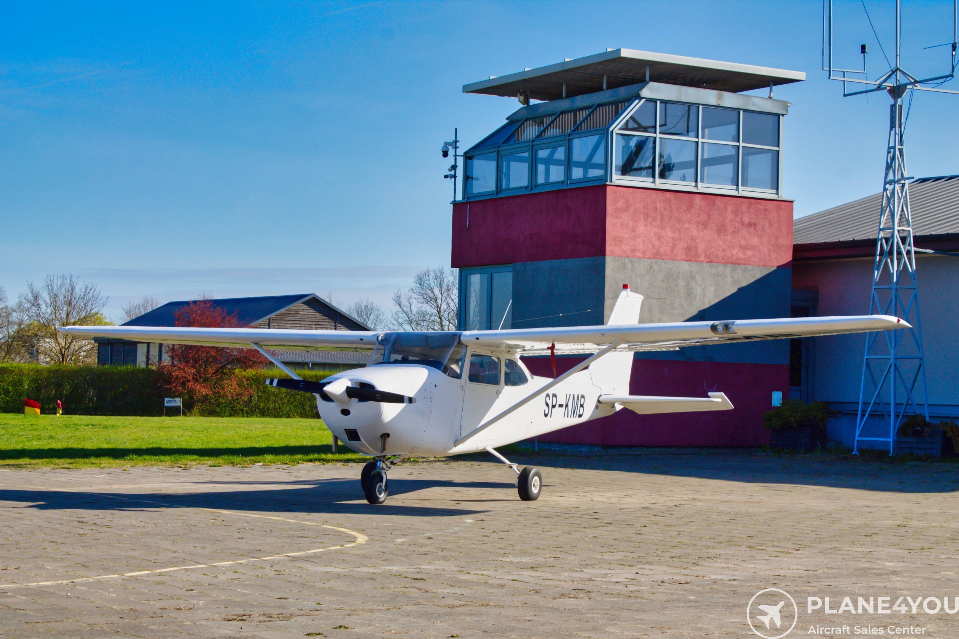 1965 Cessna F172G, photo 2