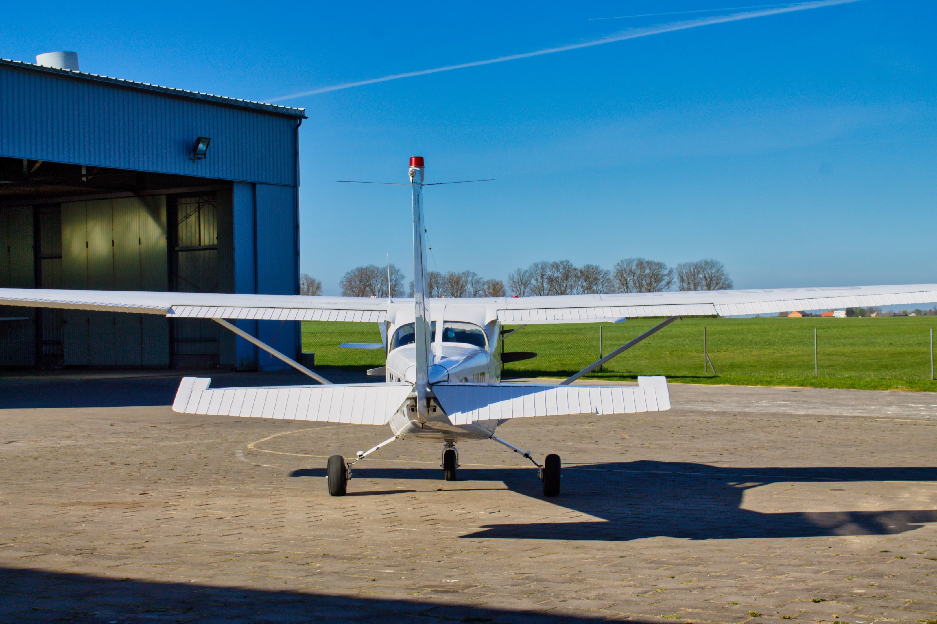 1965 Cessna F172G, photo 5