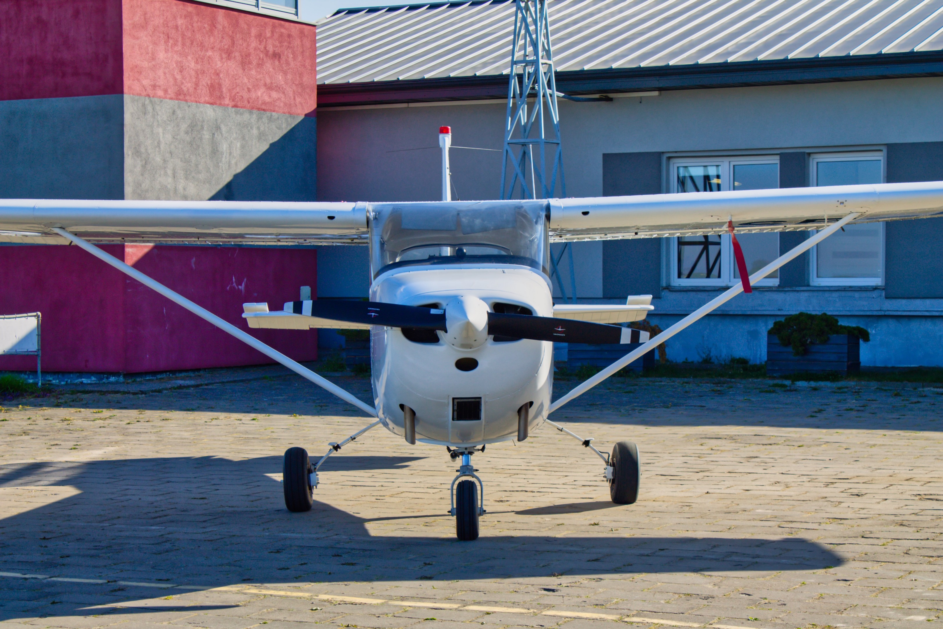 1965 Cessna F172G, photo 10