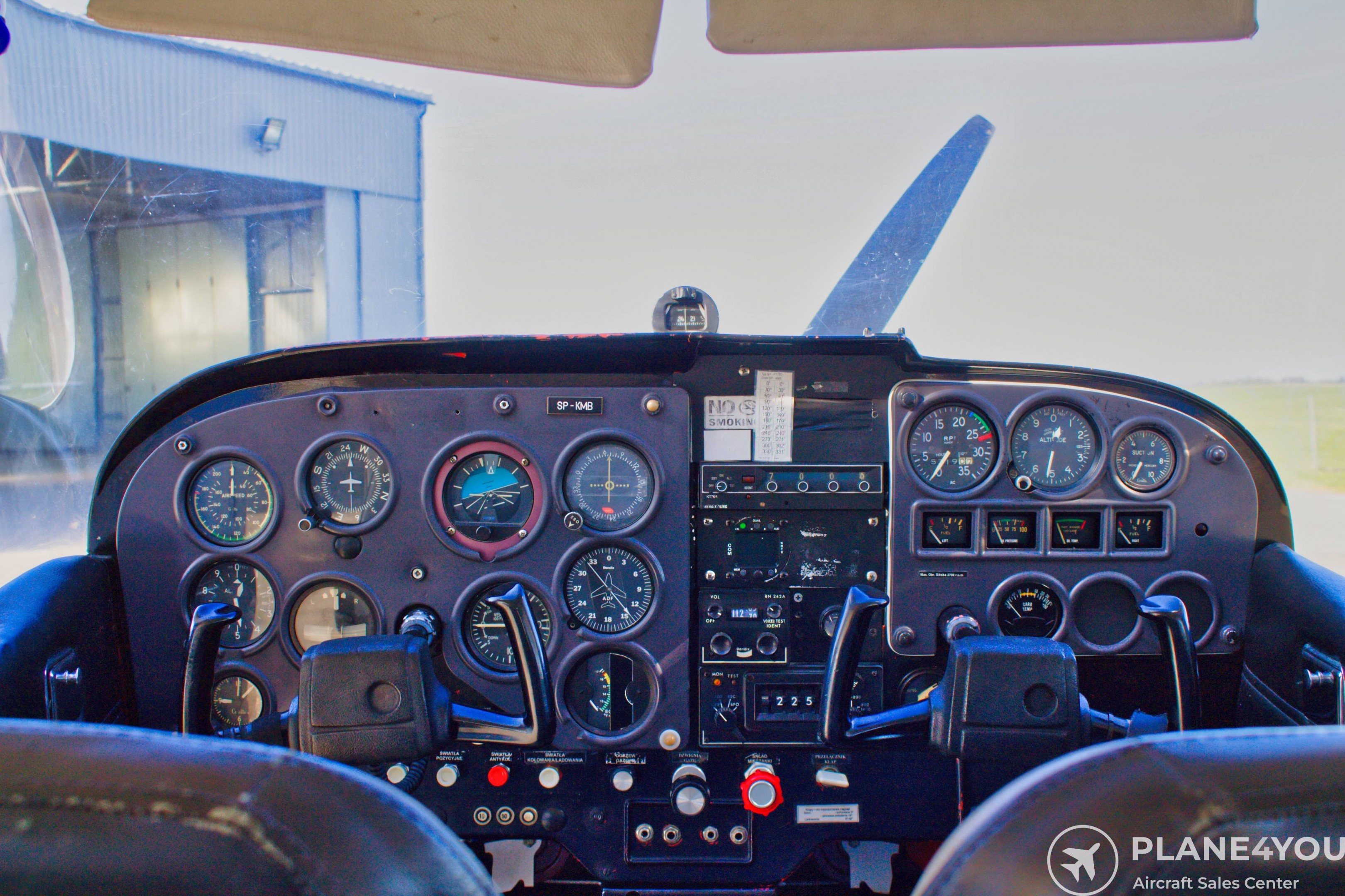 1965 Cessna F172G, photo 24