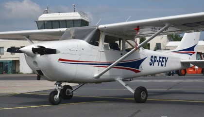 Cessna F172L SP-FEY