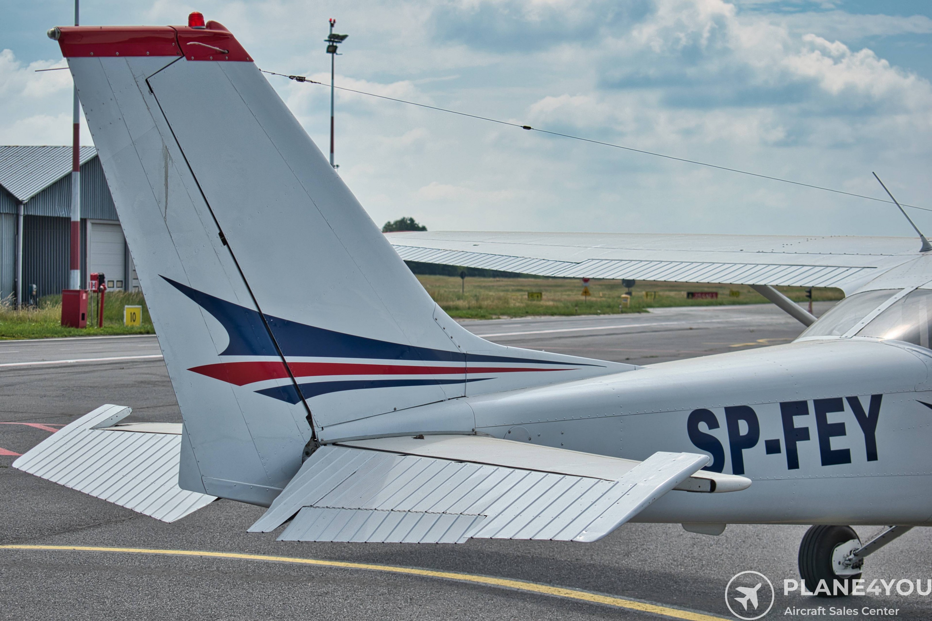1972 Cessna F172L, photo 9