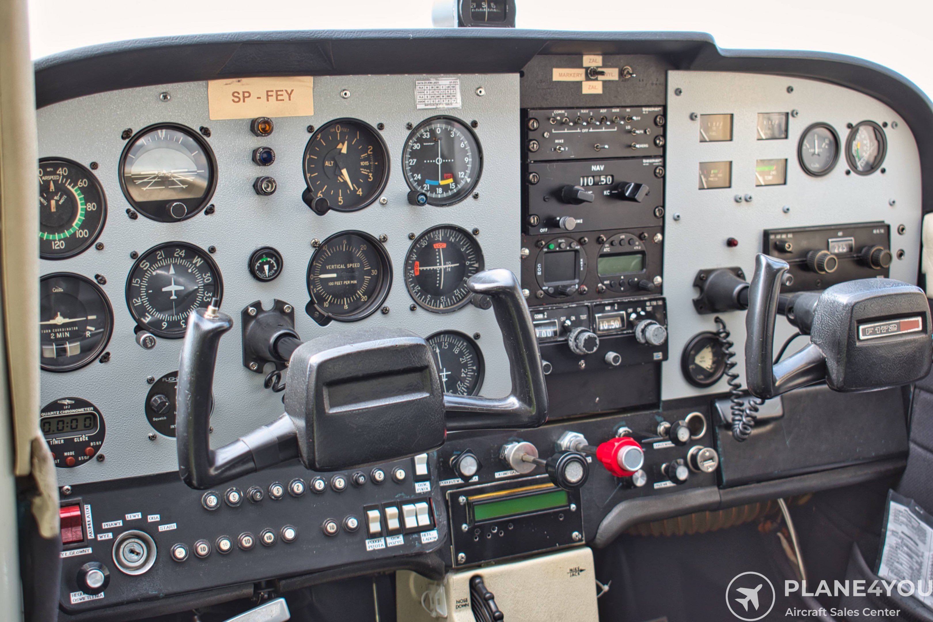 1972 Cessna F172L, photo 18
