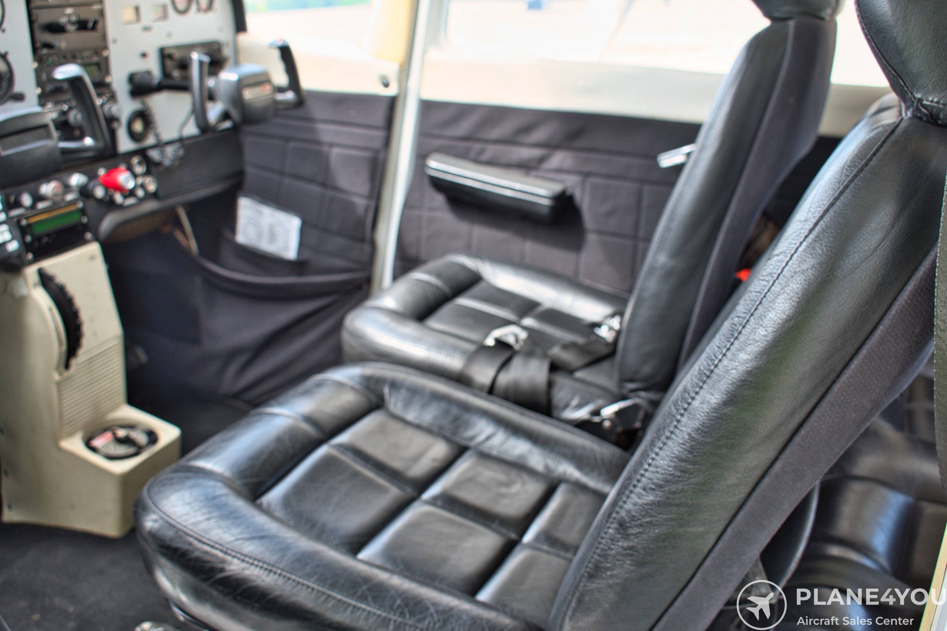 1972 Cessna F172L, photo 25