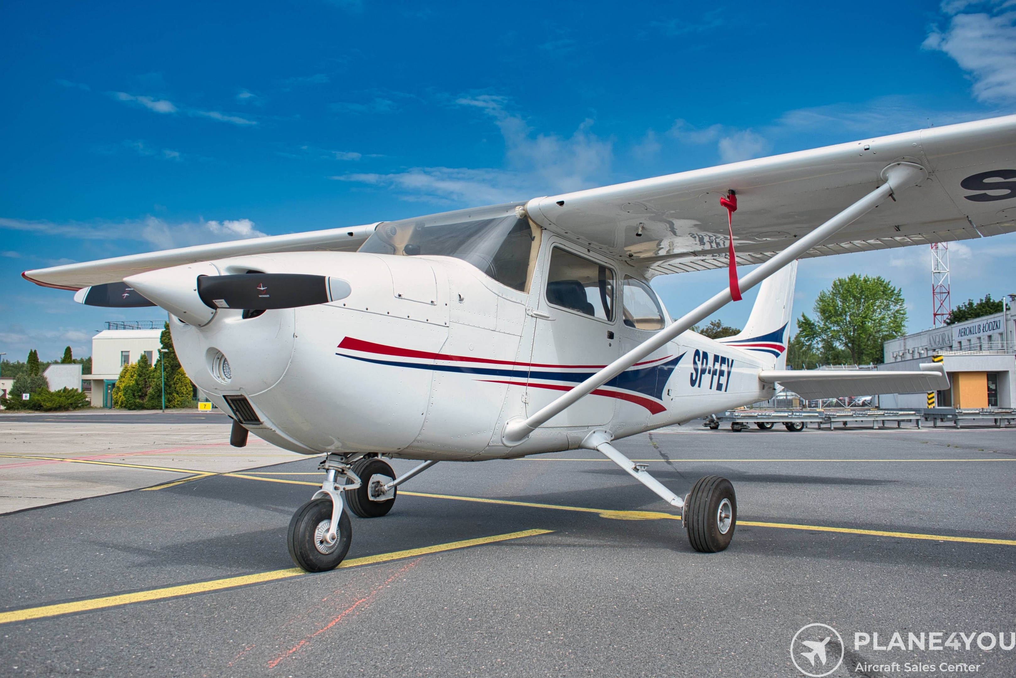 1972 Cessna F172L, photo 30