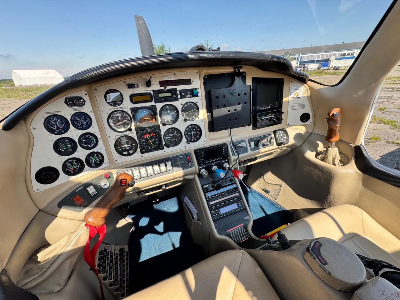 2000 Lancair LC40 Columbia 300, photo 15