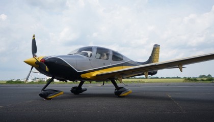 Cirrus SR22 G3 F-HVLF