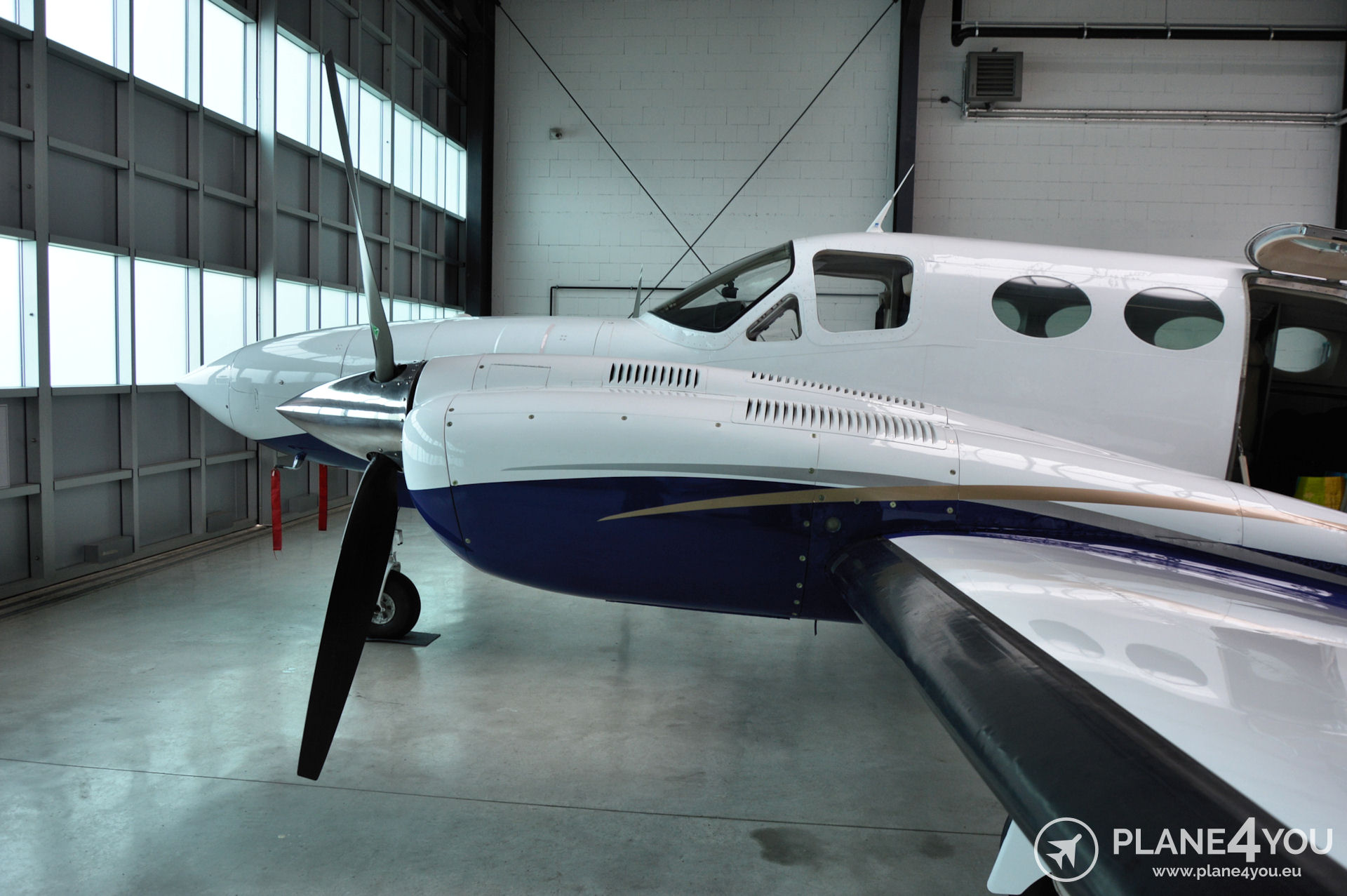 Cessna 421c Golden Eagle N421mu Multi Engine Aircraft