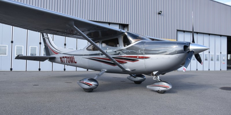 Cessna 182T N770ML