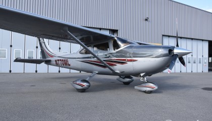 Cessna 182T N770ML