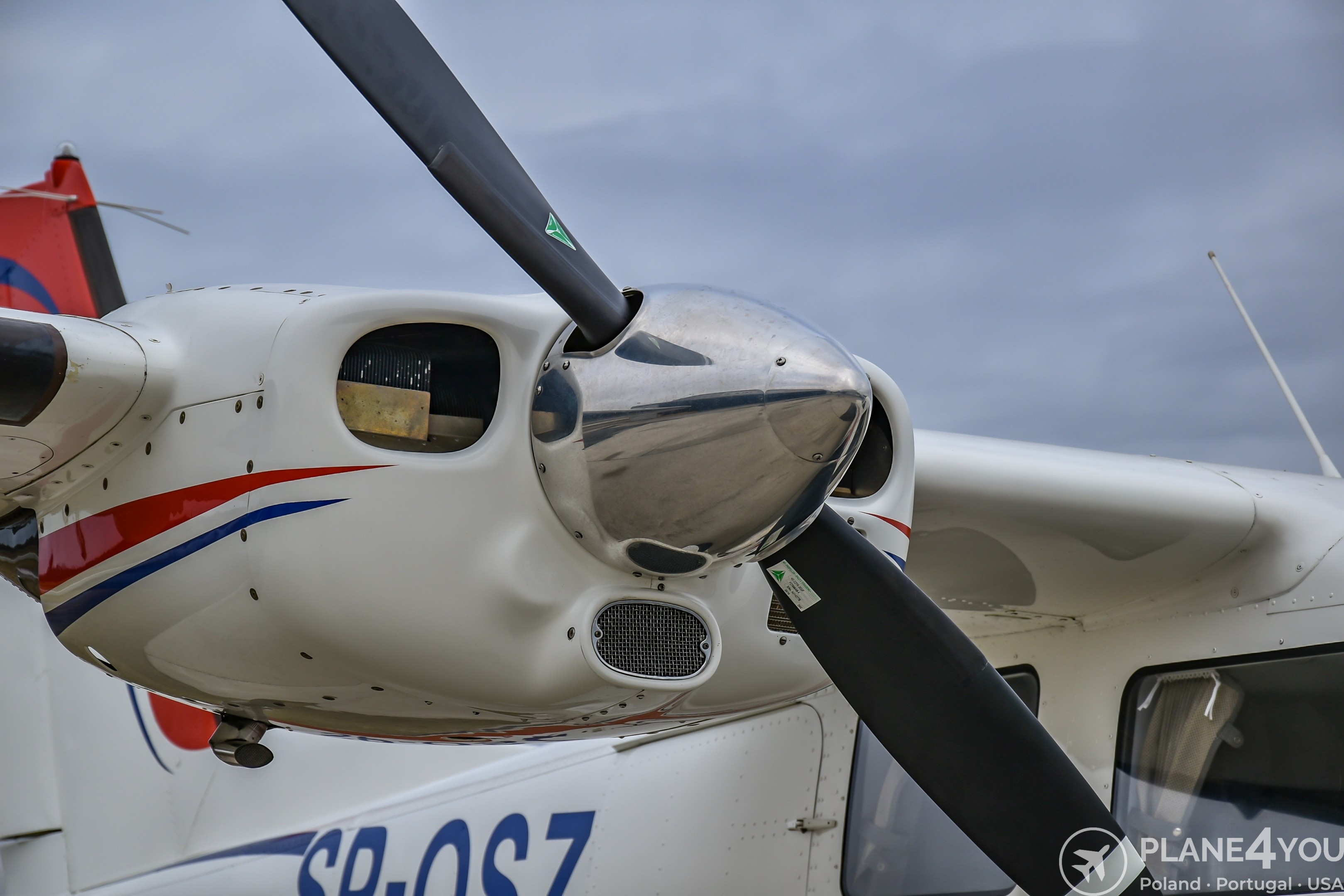 2011 Vulcanair P68.R Victor, photo 21