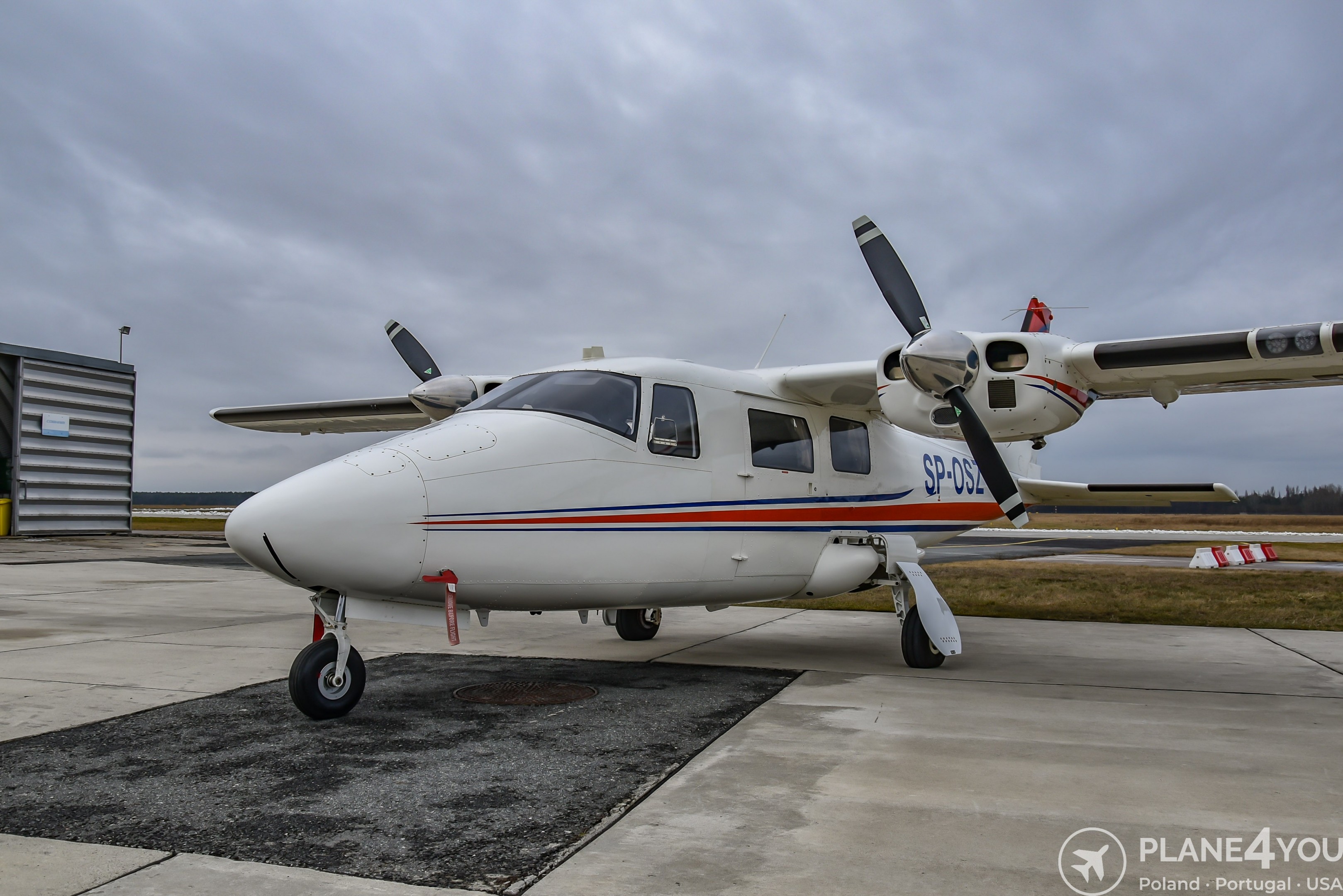 2011 Vulcanair P68.R Victor, photo 24