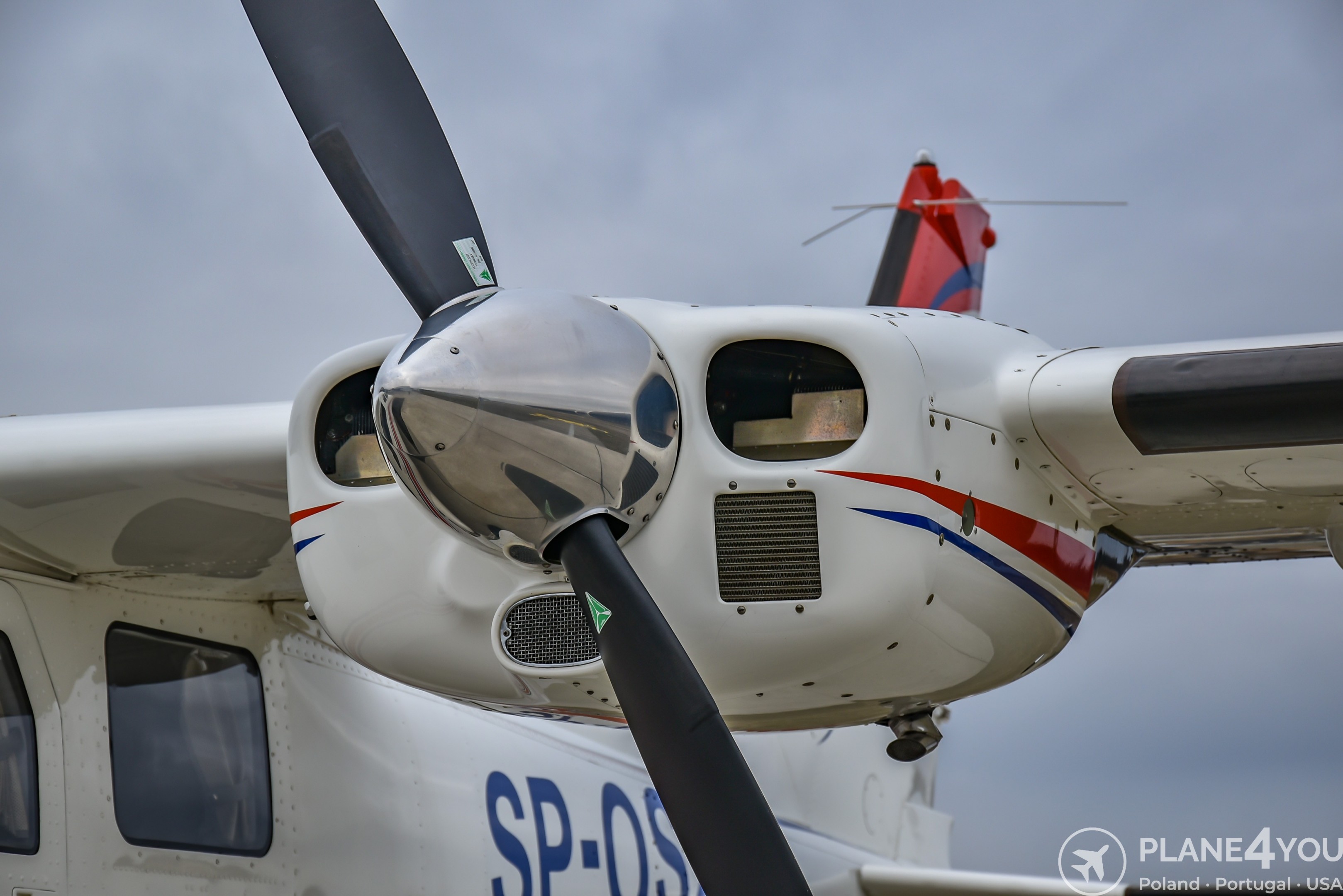 2011 Vulcanair P68.R Victor, photo 25