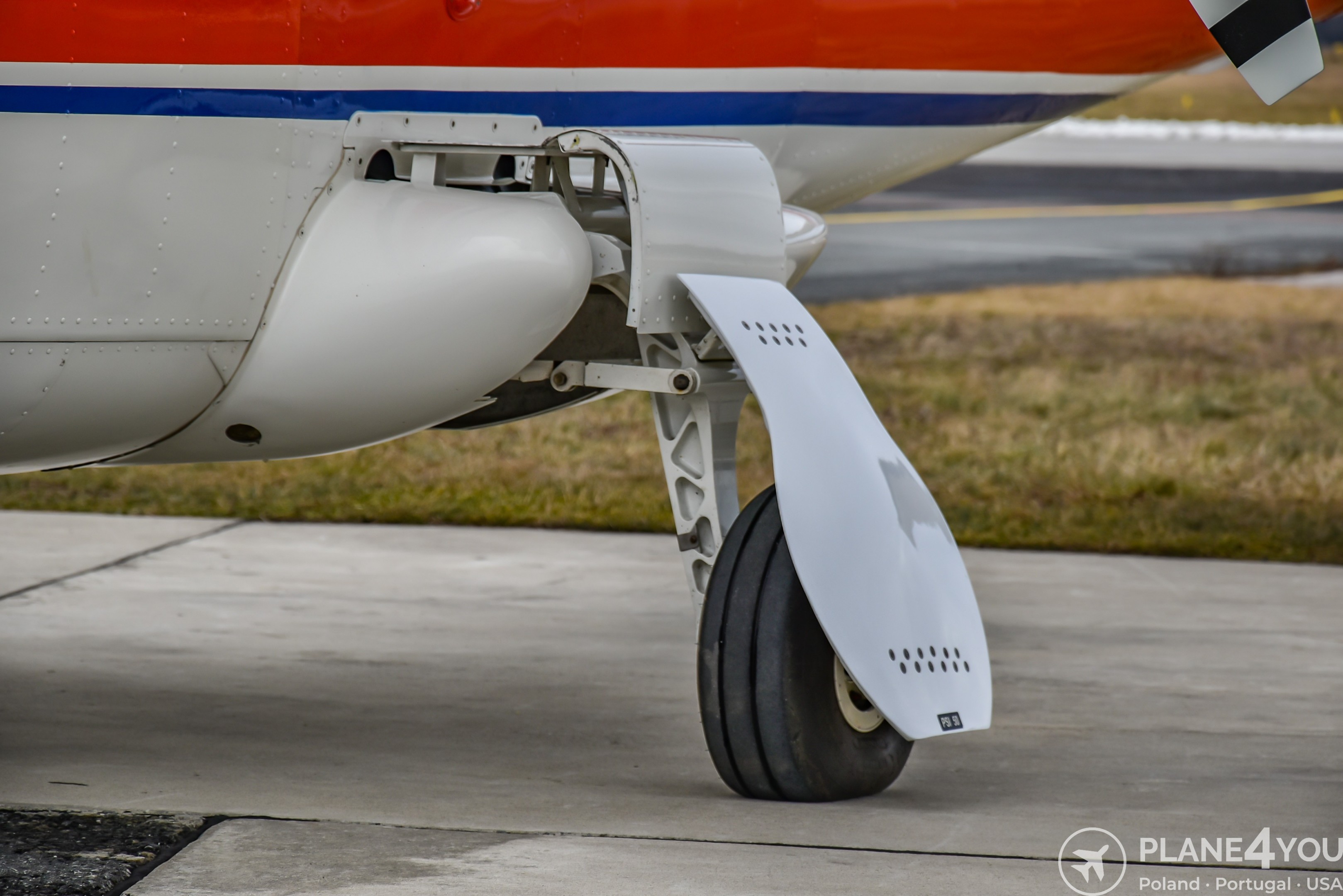 2011 Vulcanair P68.R Victor, photo 26