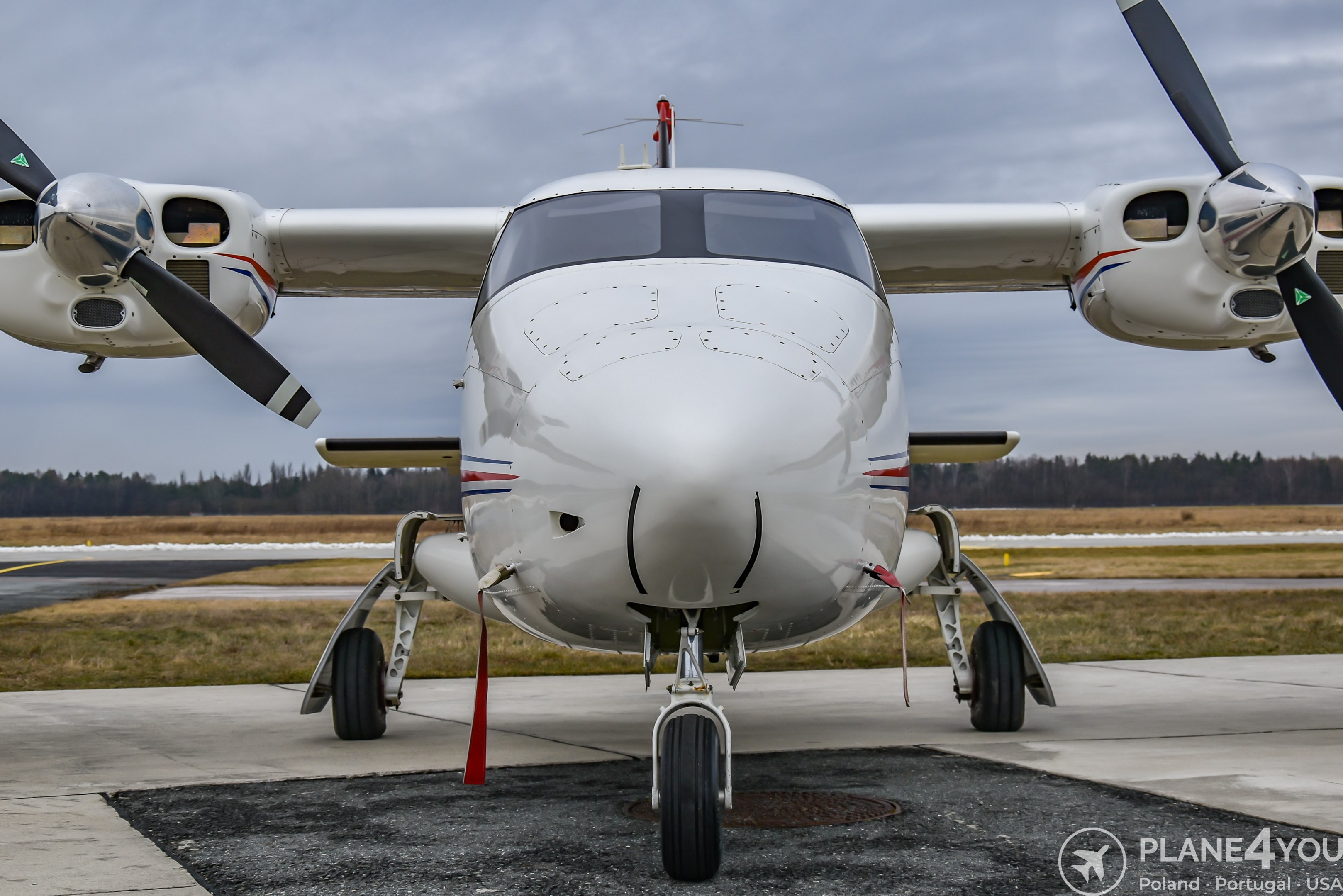 2011 Vulcanair P68.R Victor, photo 34