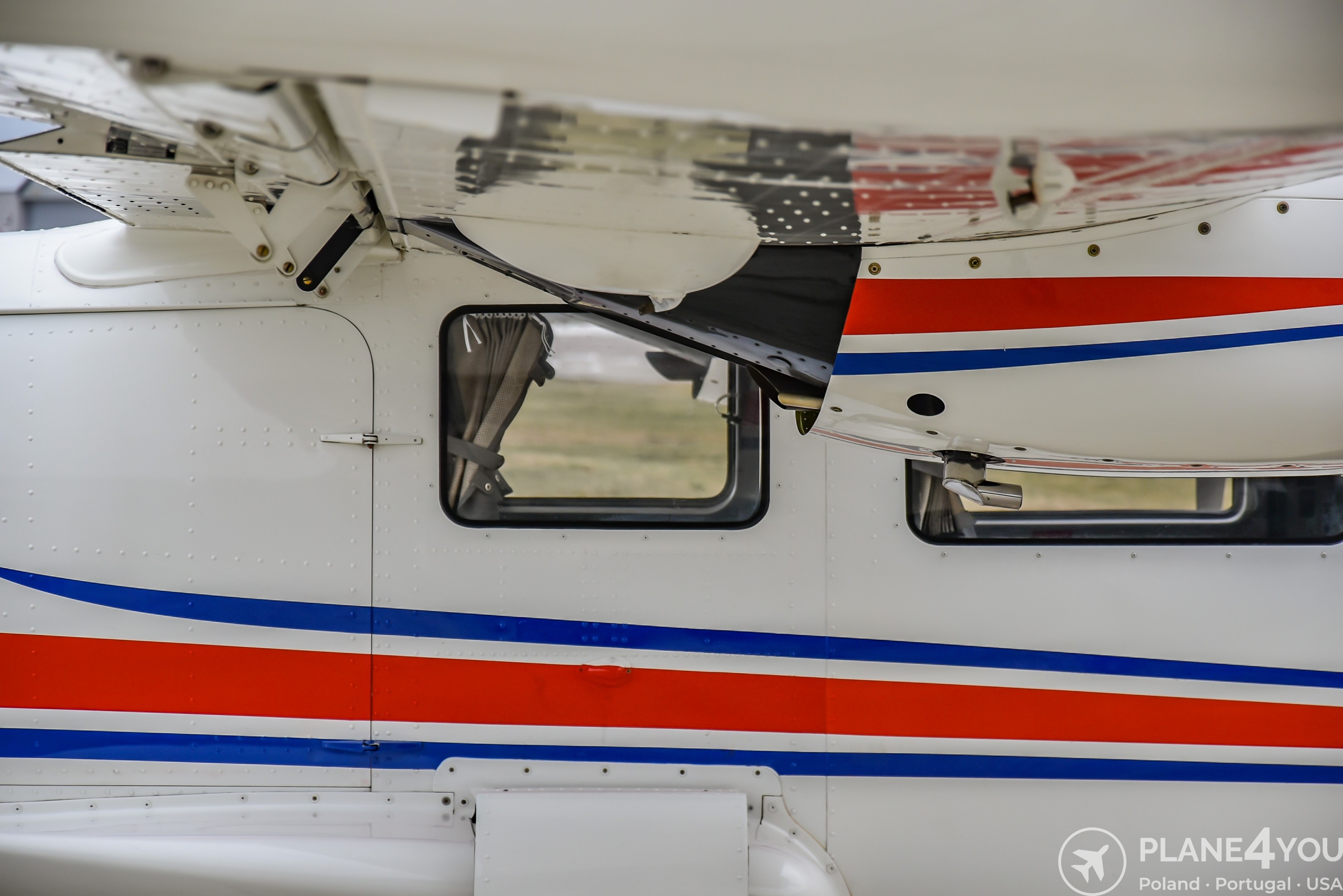 2011 Vulcanair P68.R Victor, photo 36