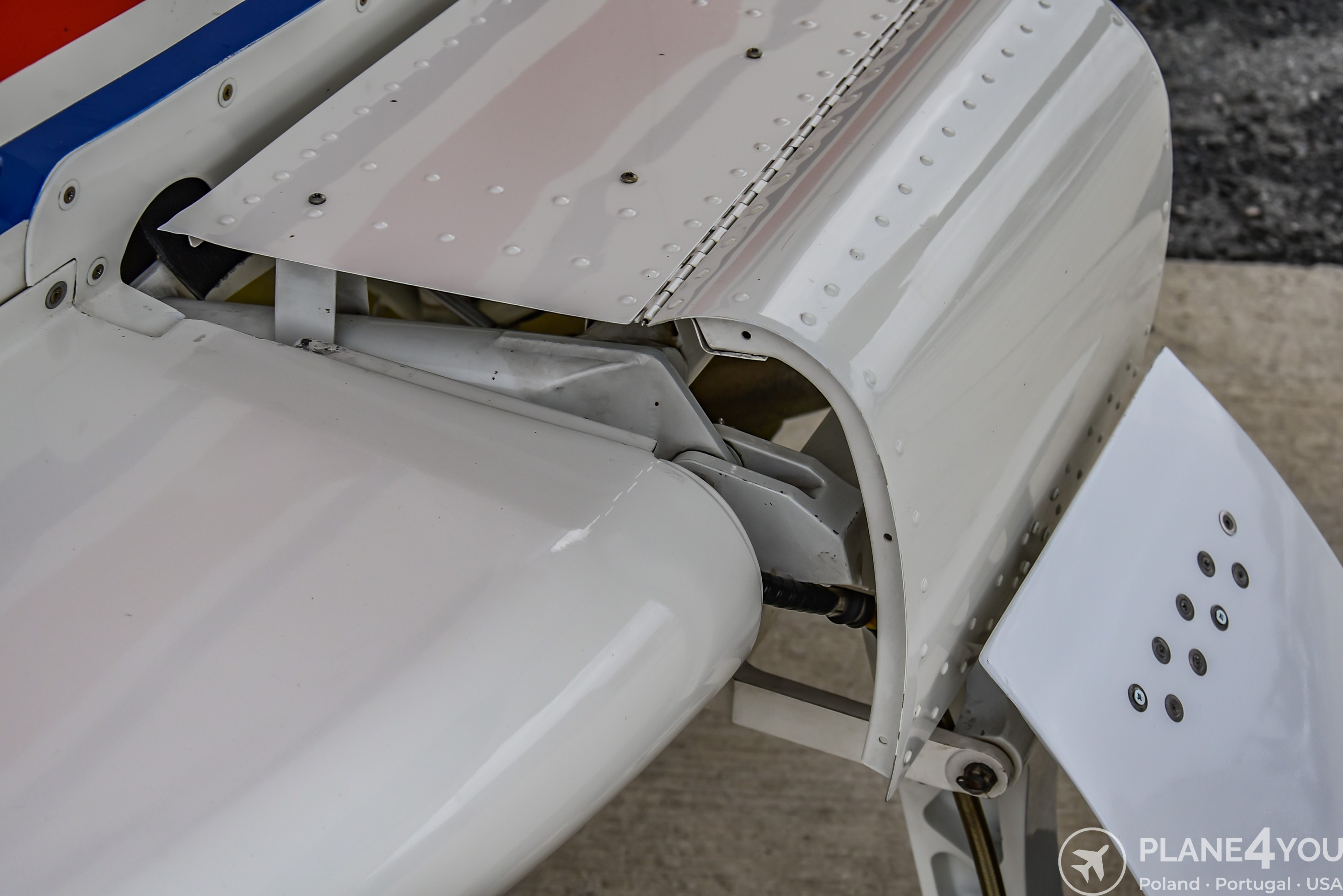2011 Vulcanair P68.R Victor, photo 38