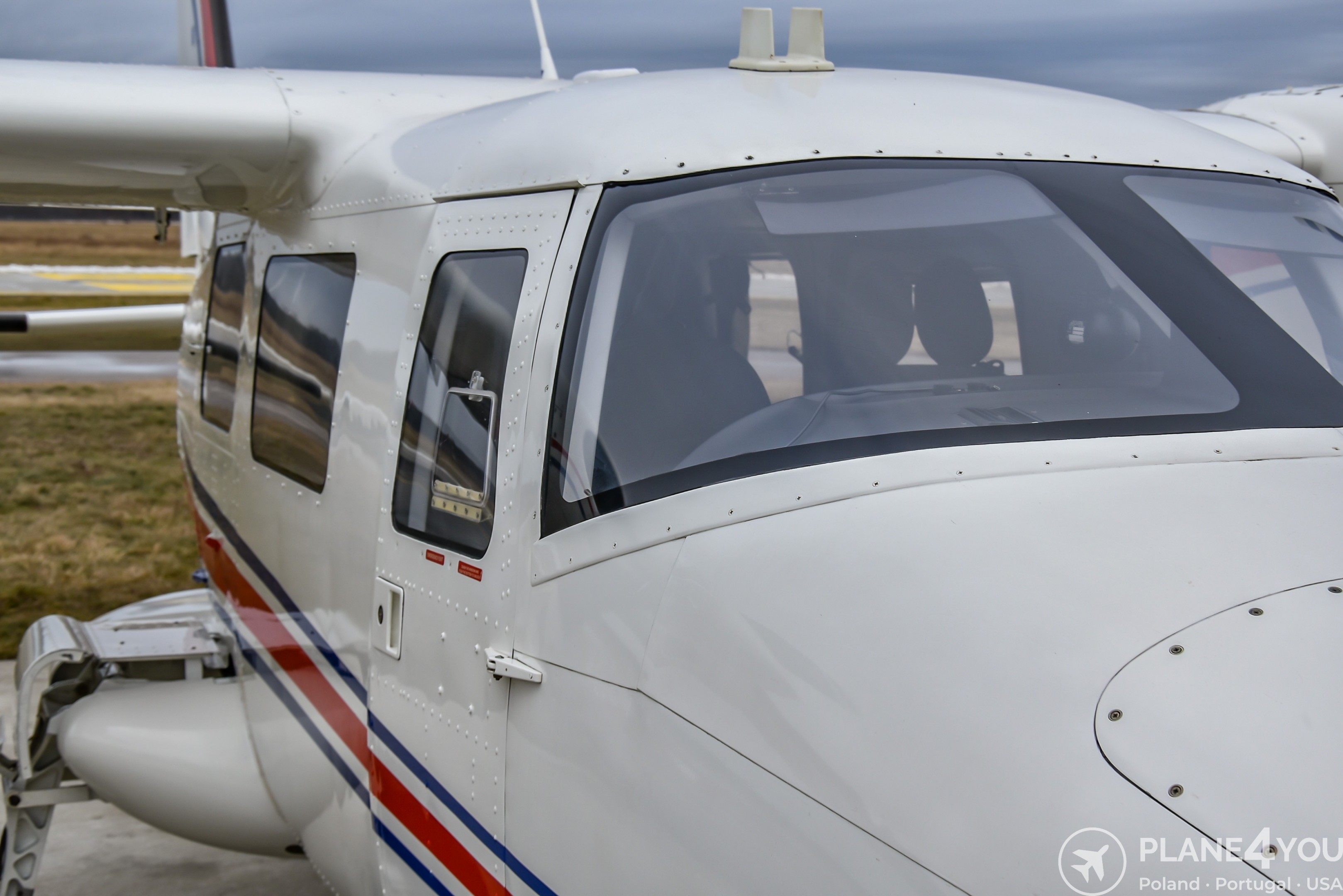 2011 Vulcanair P68.R Victor, photo 50