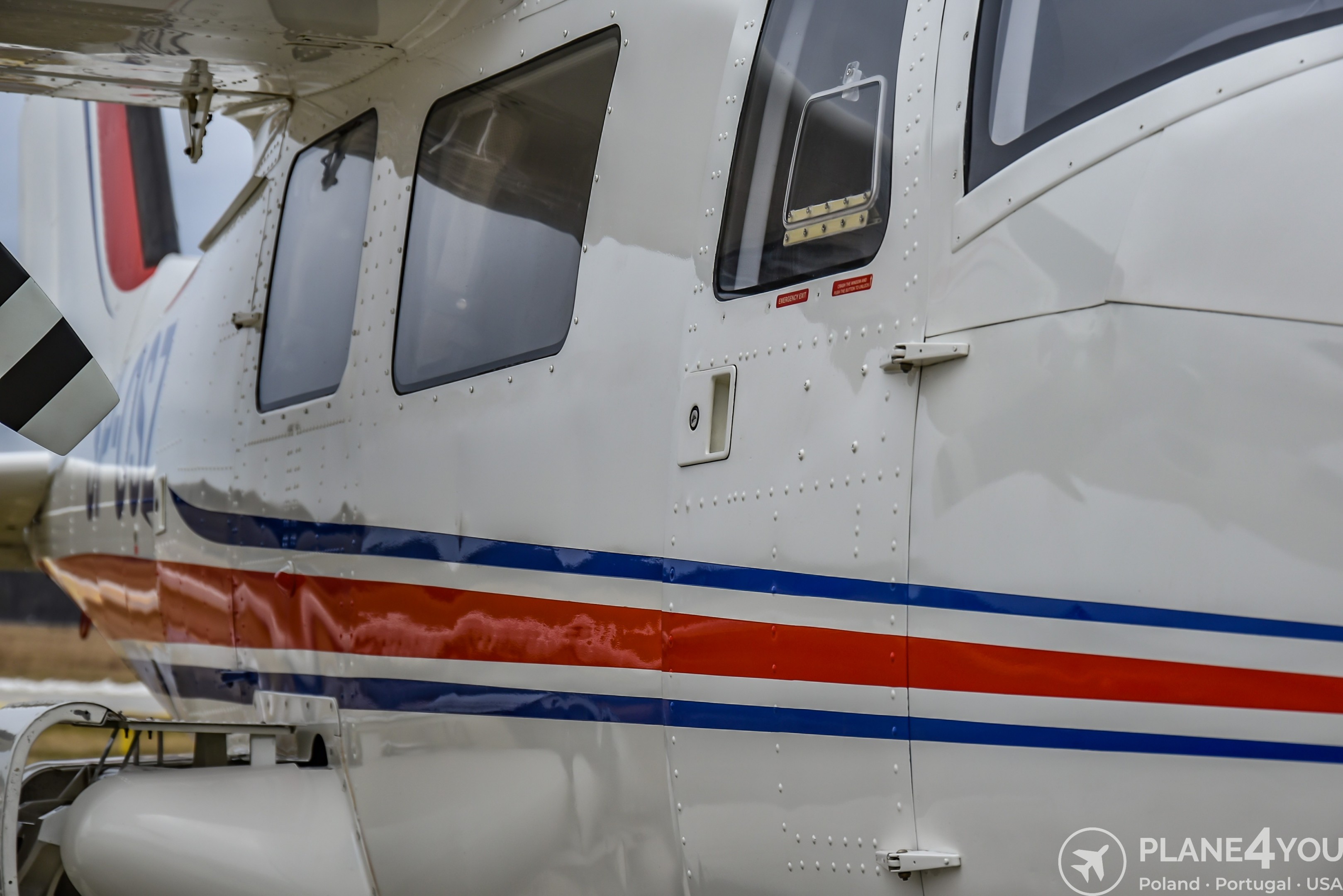 2011 Vulcanair P68.R Victor, photo 56