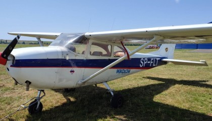 Cessna F172H SP-FLT