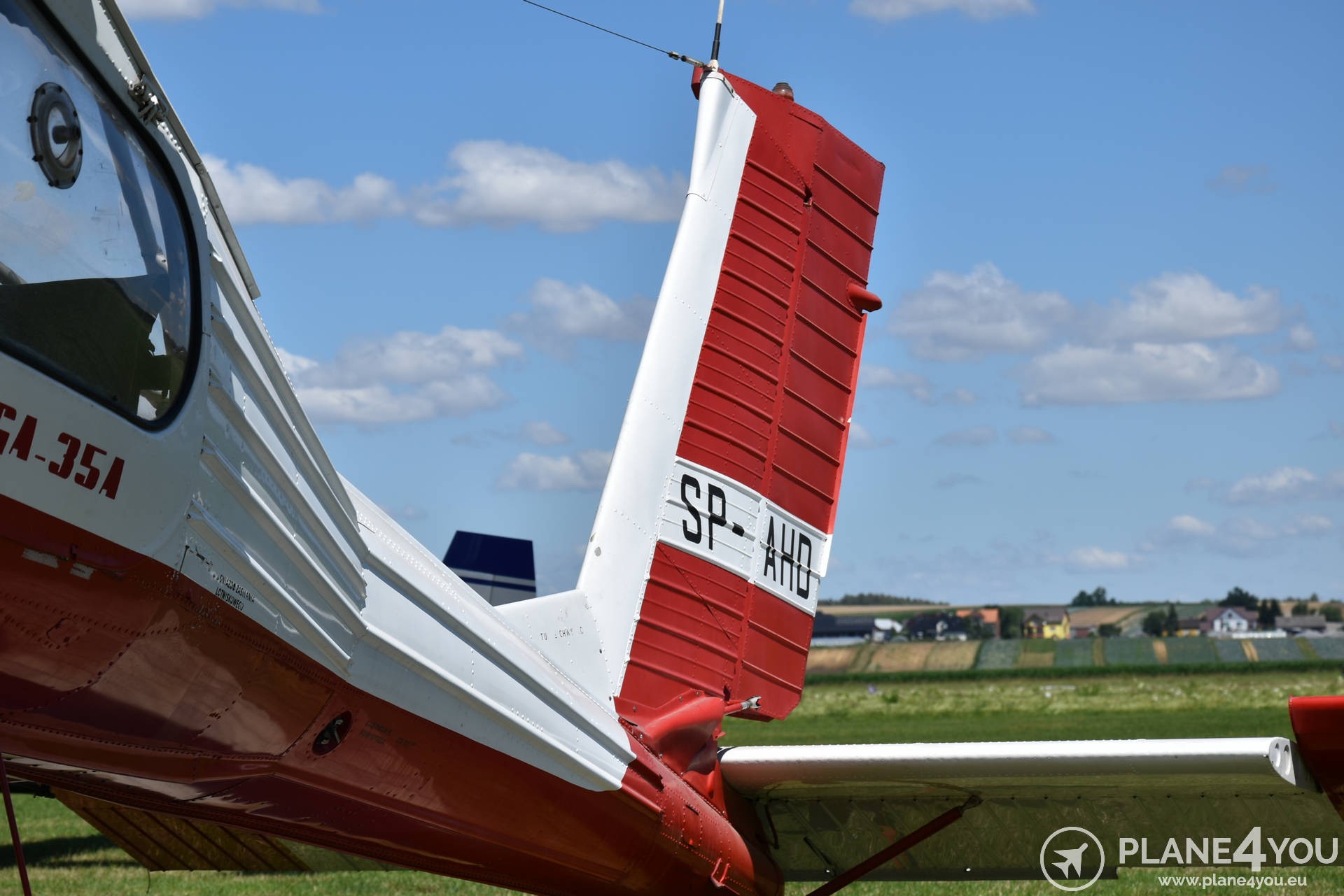 1987 PZL 104 Wilga 35A, photo 2