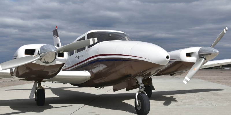 Piper PA-30 Twin Comanche SP-MAL