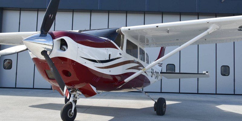 Cessna T206H SP-OAM